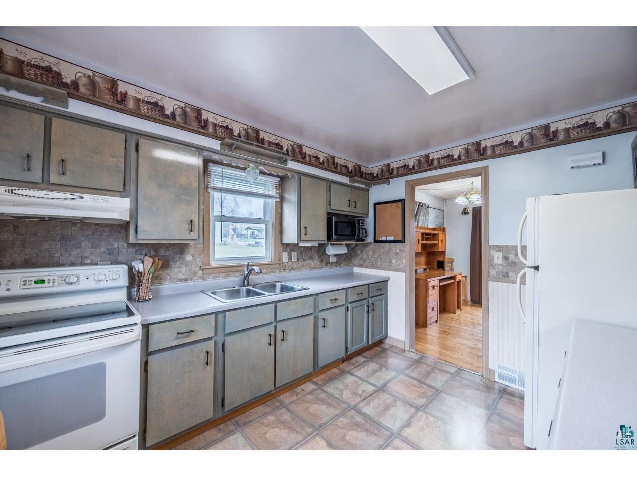 319 W Michigan Ave Gilbert MN 55741 6124900 image7
