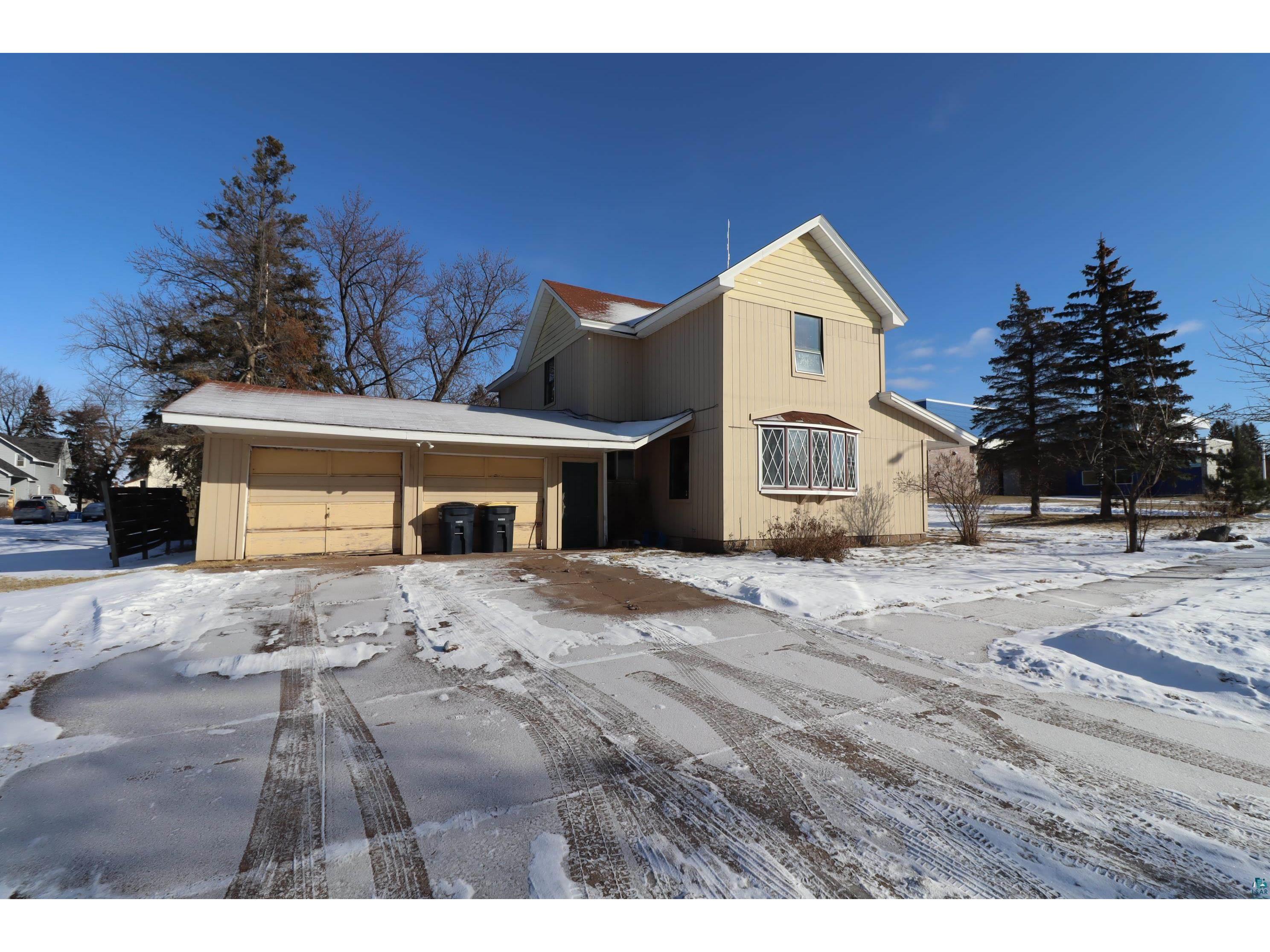 320 11th Ave W Ashland WI 54806 6117562 image1