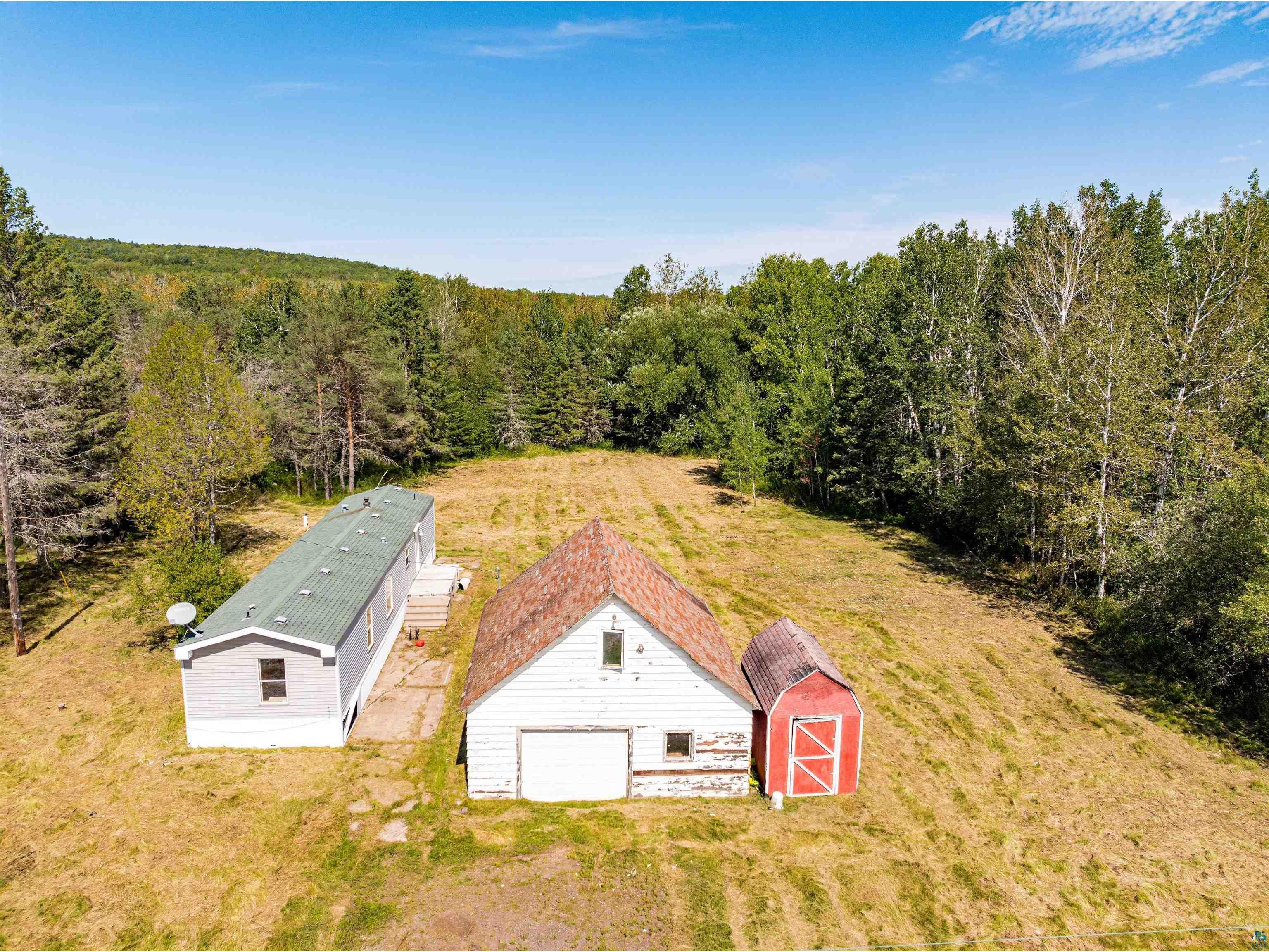 3201 W Tischer Rd Duluth MN 55803 6115885 image1