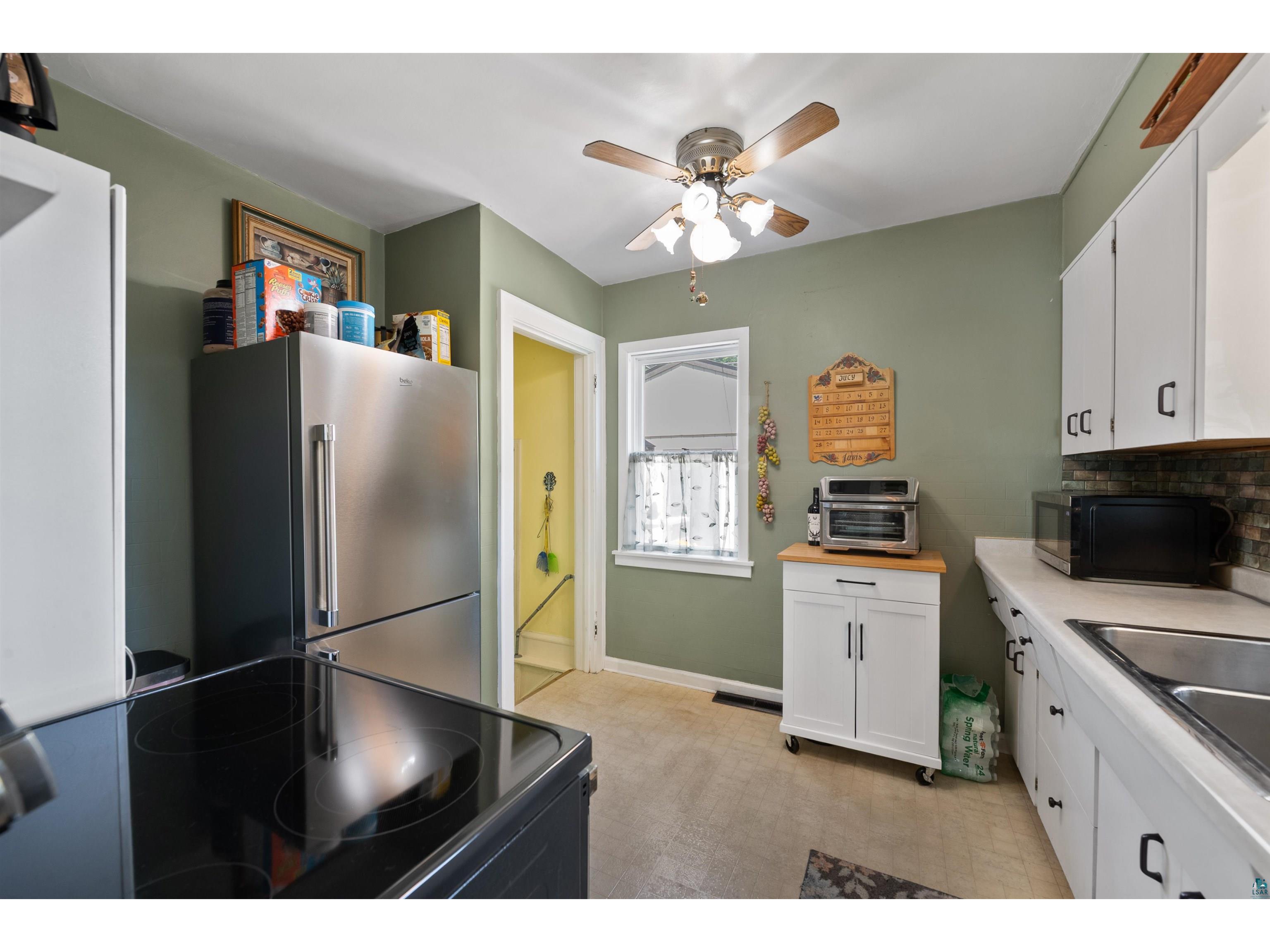 3209 Chestnut St Duluth MN 55806 6126600 image14