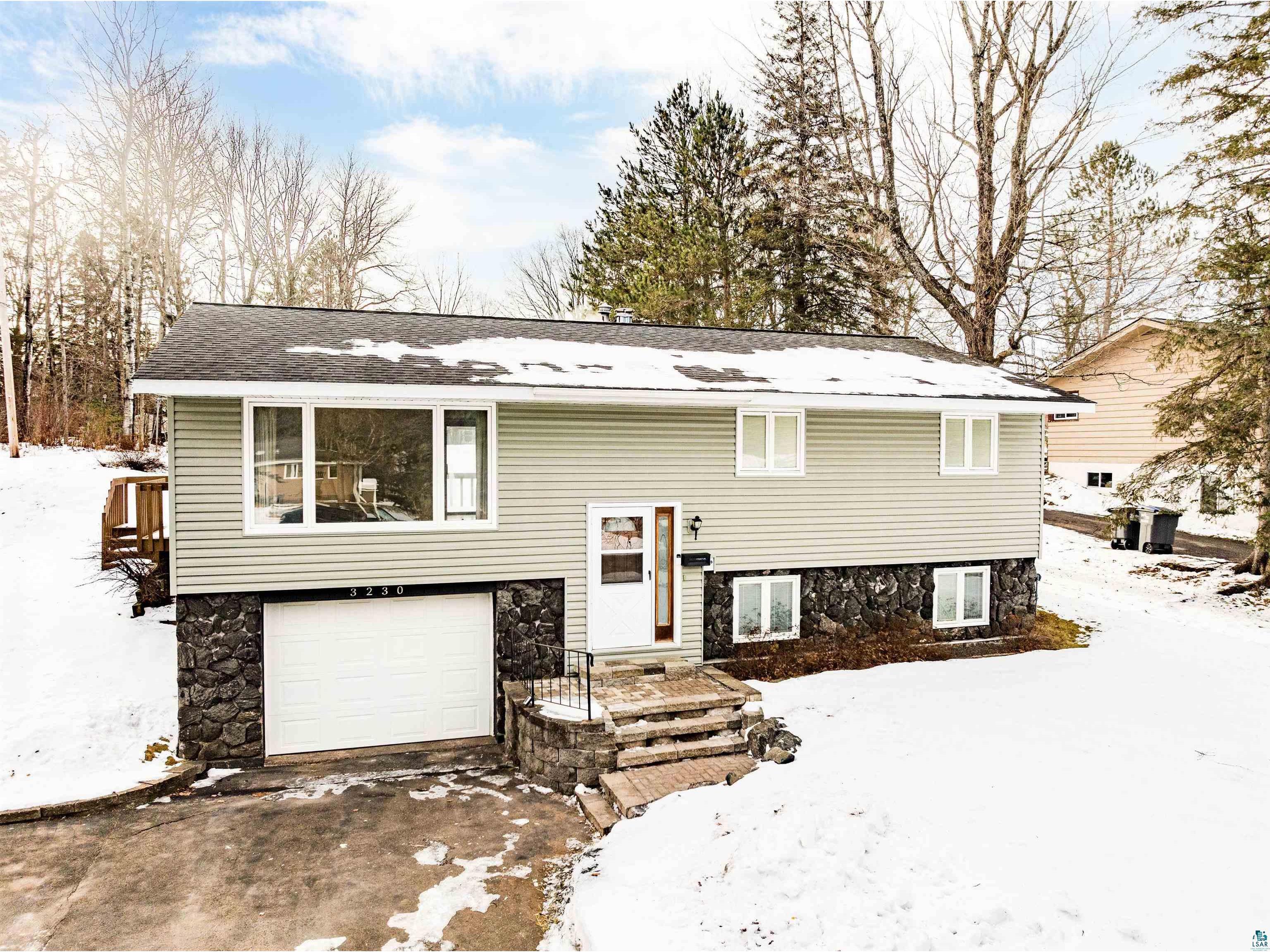 3230 Florine St Duluth MN 55811 6117460 image1