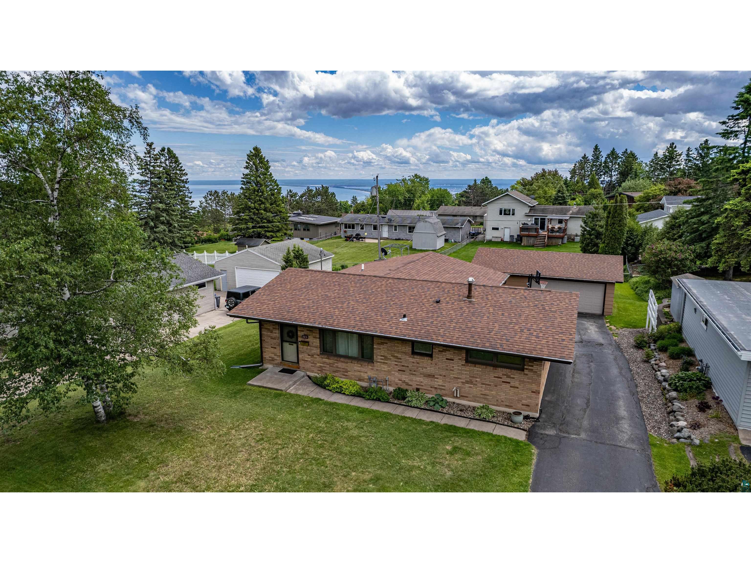 324 Hawkins St Duluth MN 55811 6126147 image1