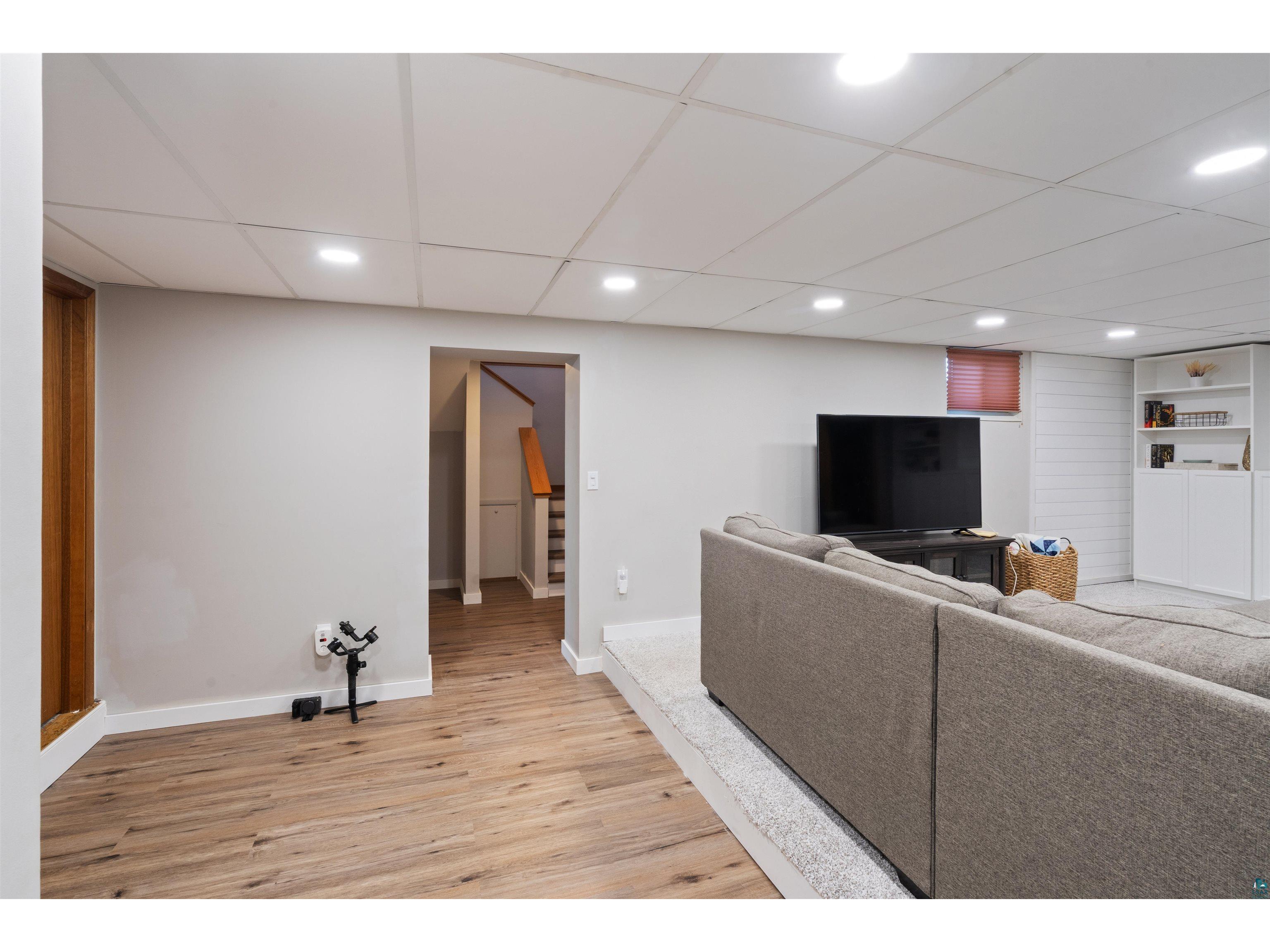 324 Hawkins St Duluth MN 55811 6126147 image23