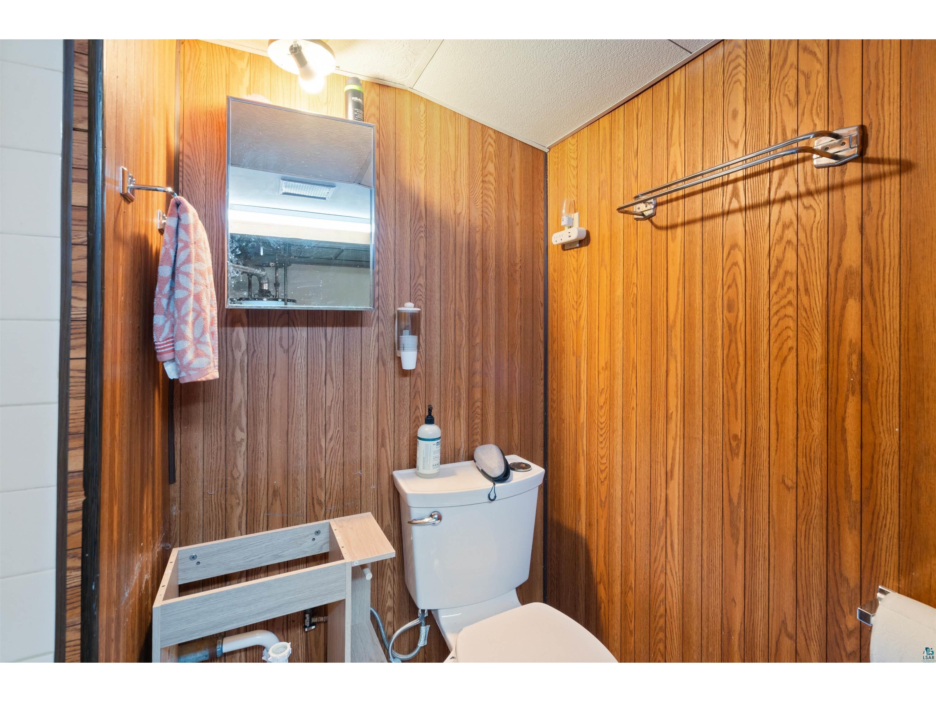 324 Hawkins St Duluth MN 55811 6126147 image24