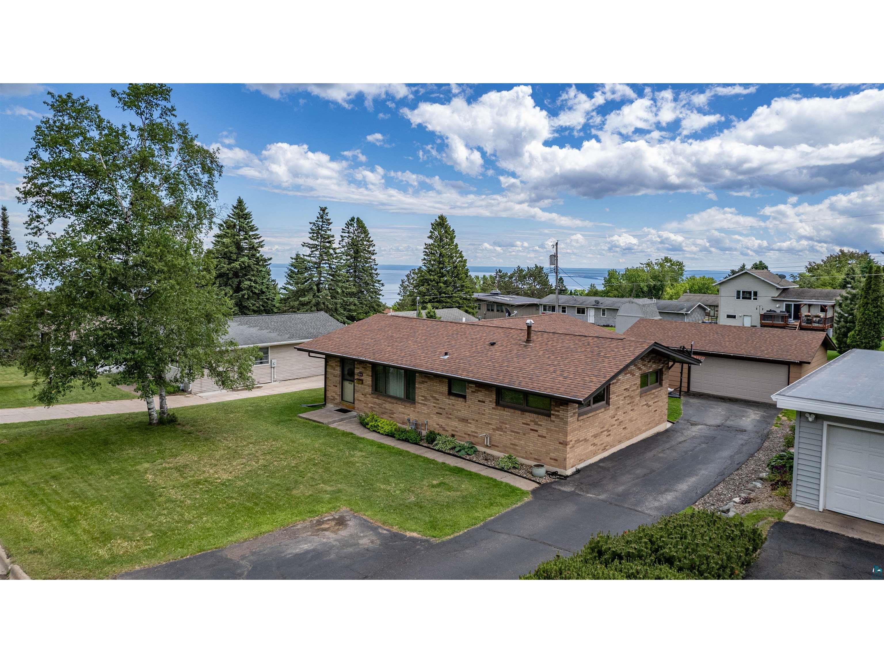 324 Hawkins St Duluth MN 55811 6126147 image36