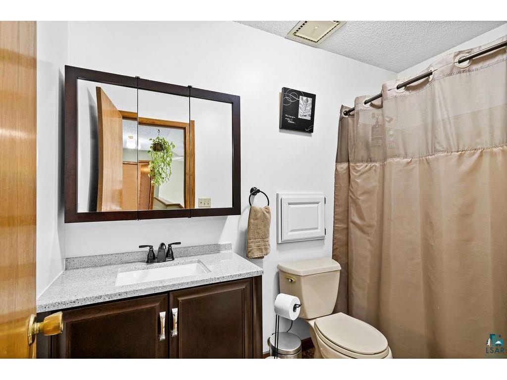 3241 Commonwealth Ave Duluth MN 55808 6124314 image34
