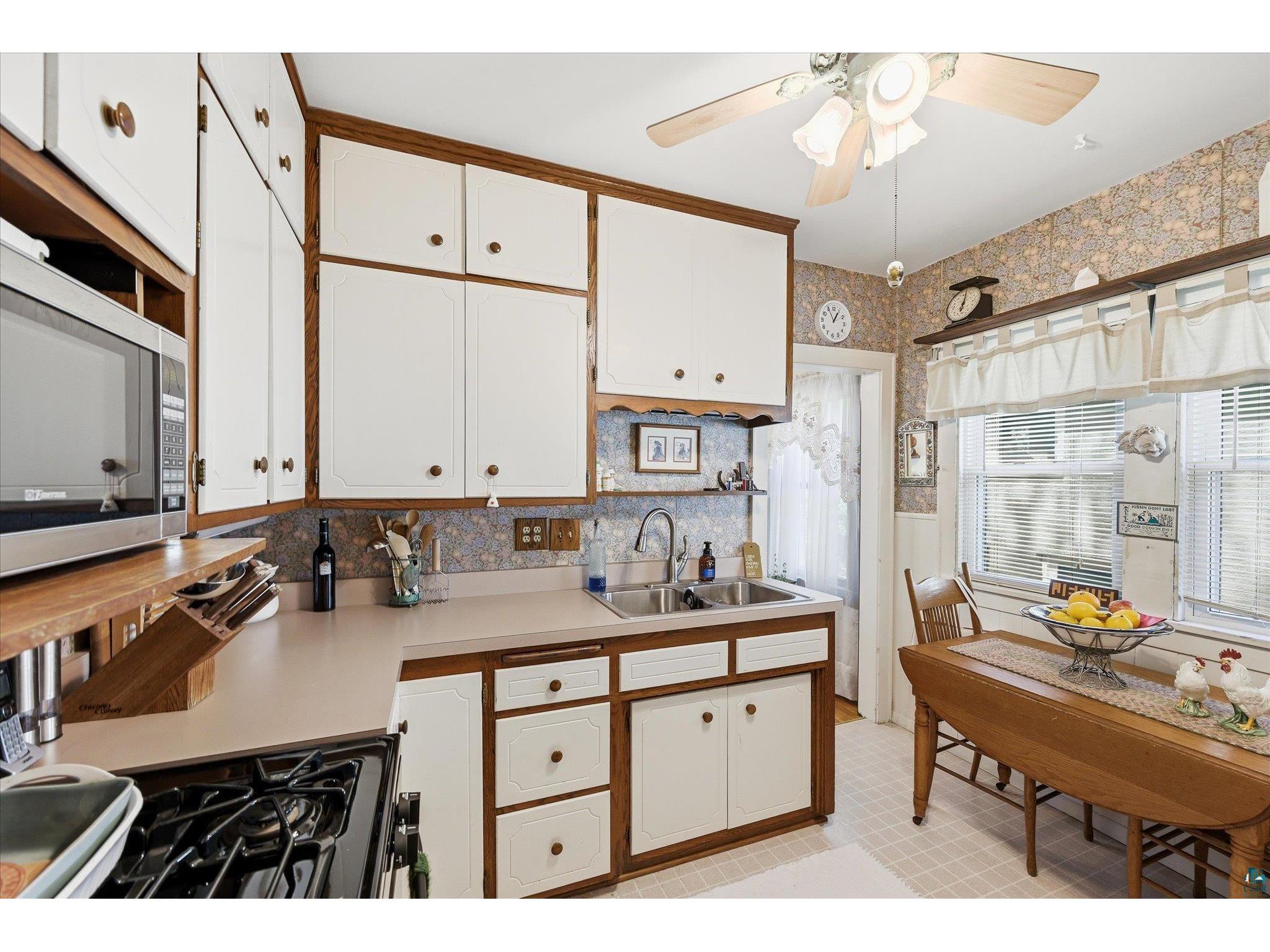 3257 Hayes St NE Minneapolis MN 55418 6124895 image20