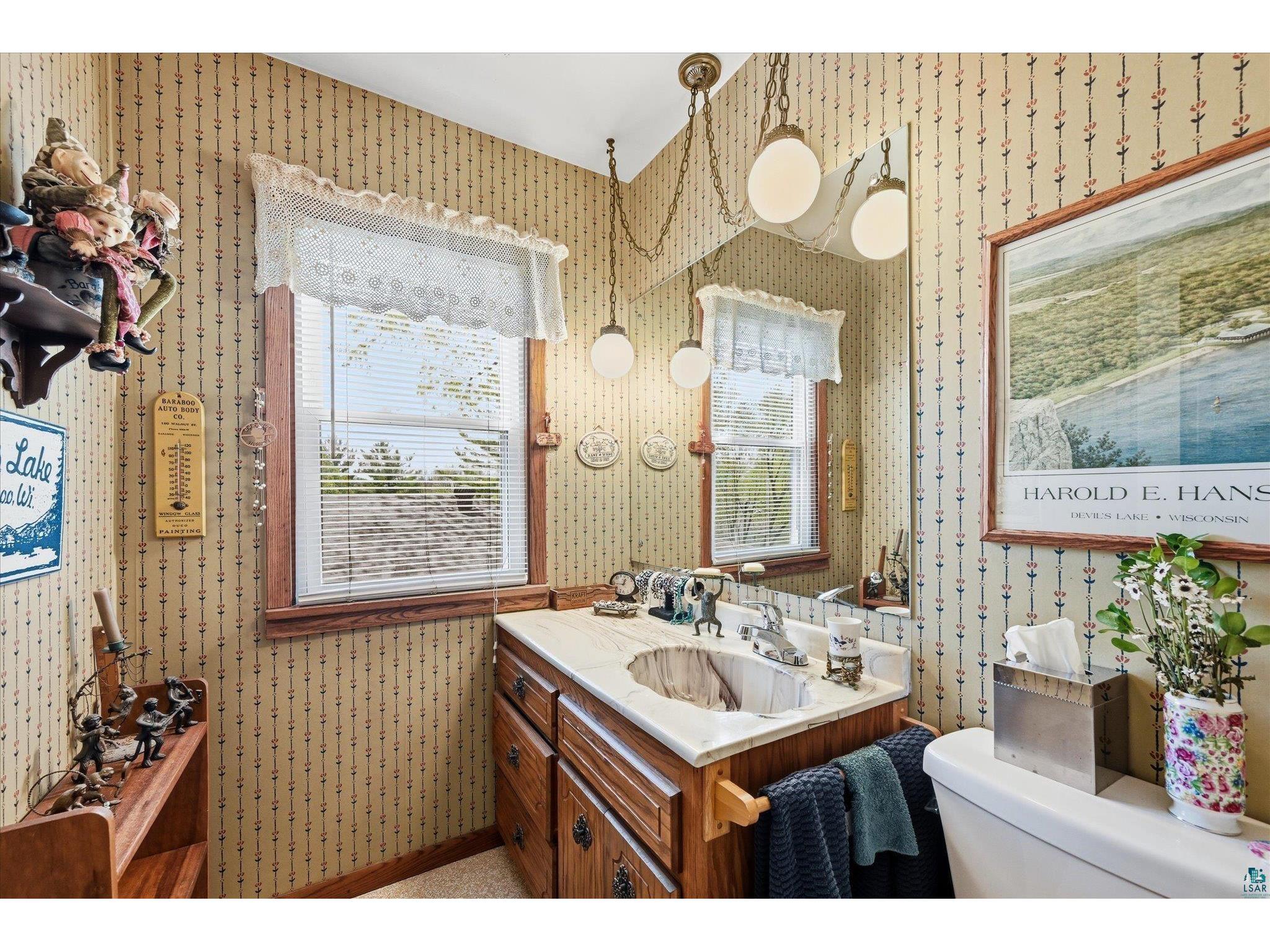 3257 Hayes St NE Minneapolis MN 55418 6124895 image25
