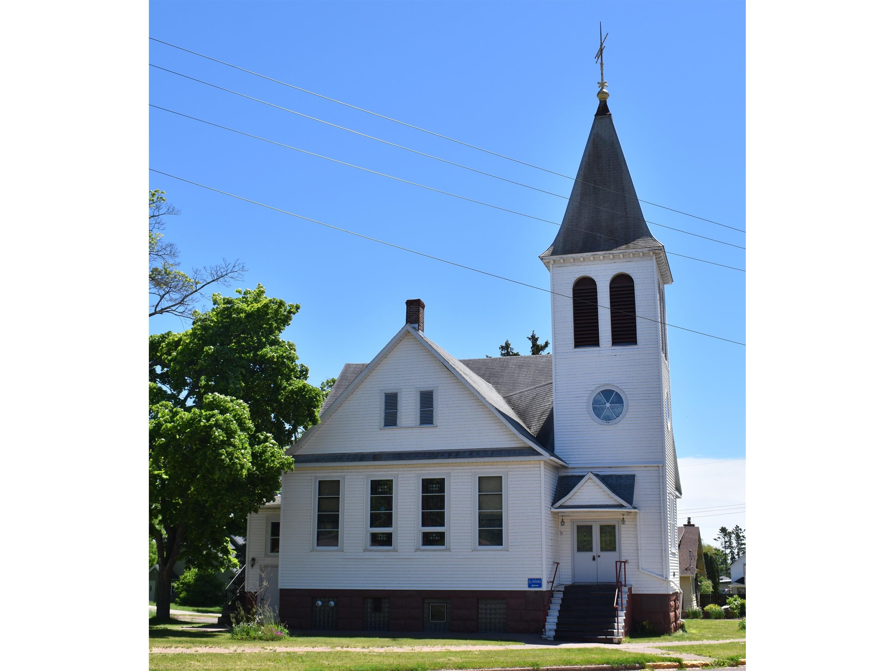 326 N Washington Ave Washburn WI 54891 6120371 image1