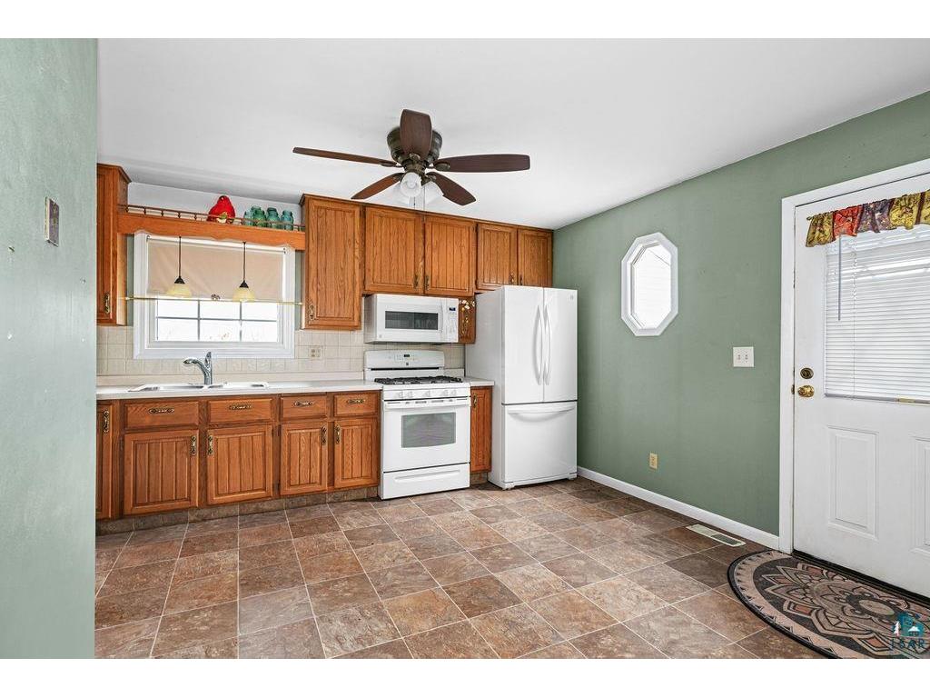 33 Nelson Dr Silver Bay MN 55614 6119435 image12