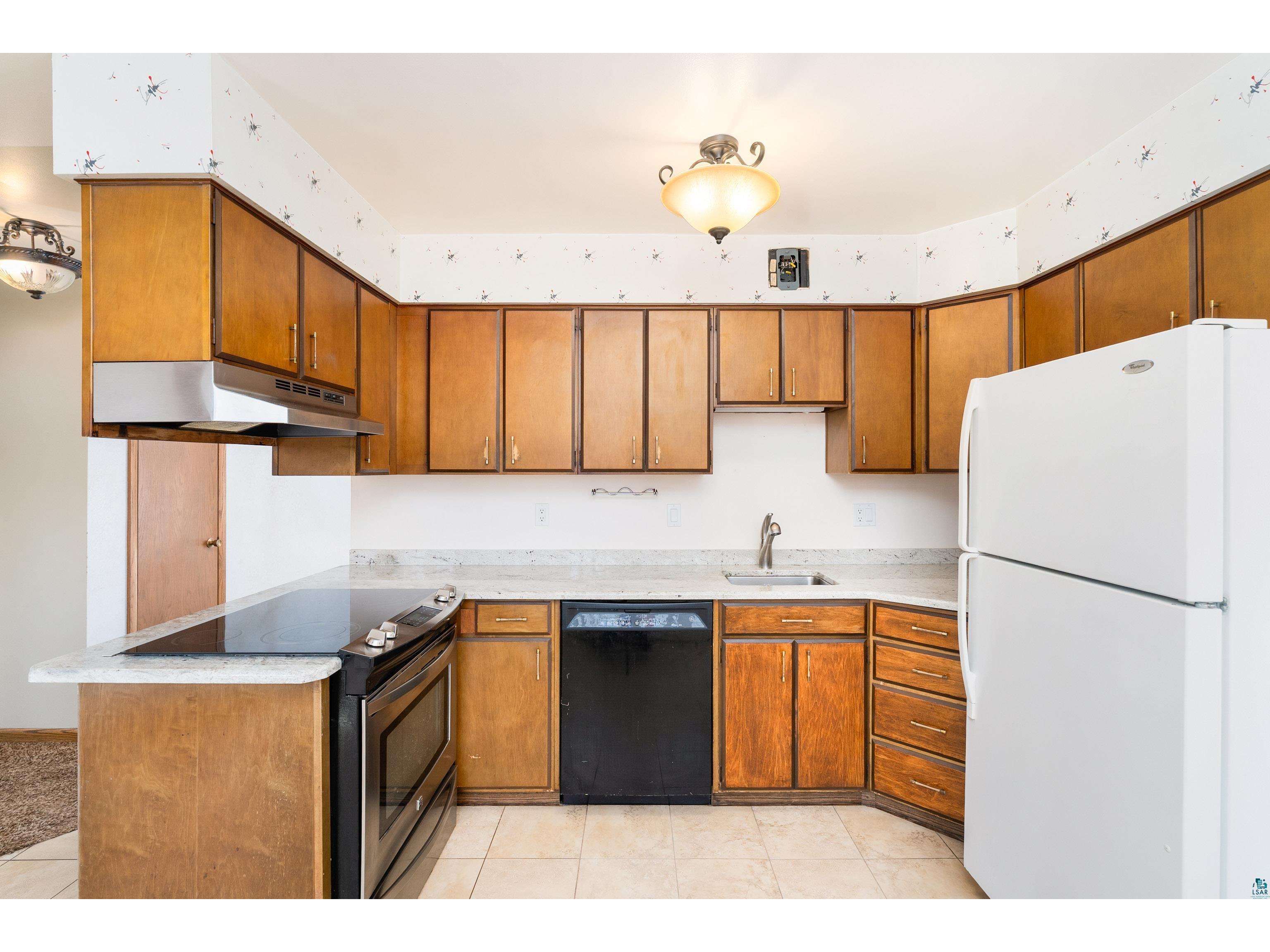 330 E Faribault St Duluth MN 55803 6124959 image13