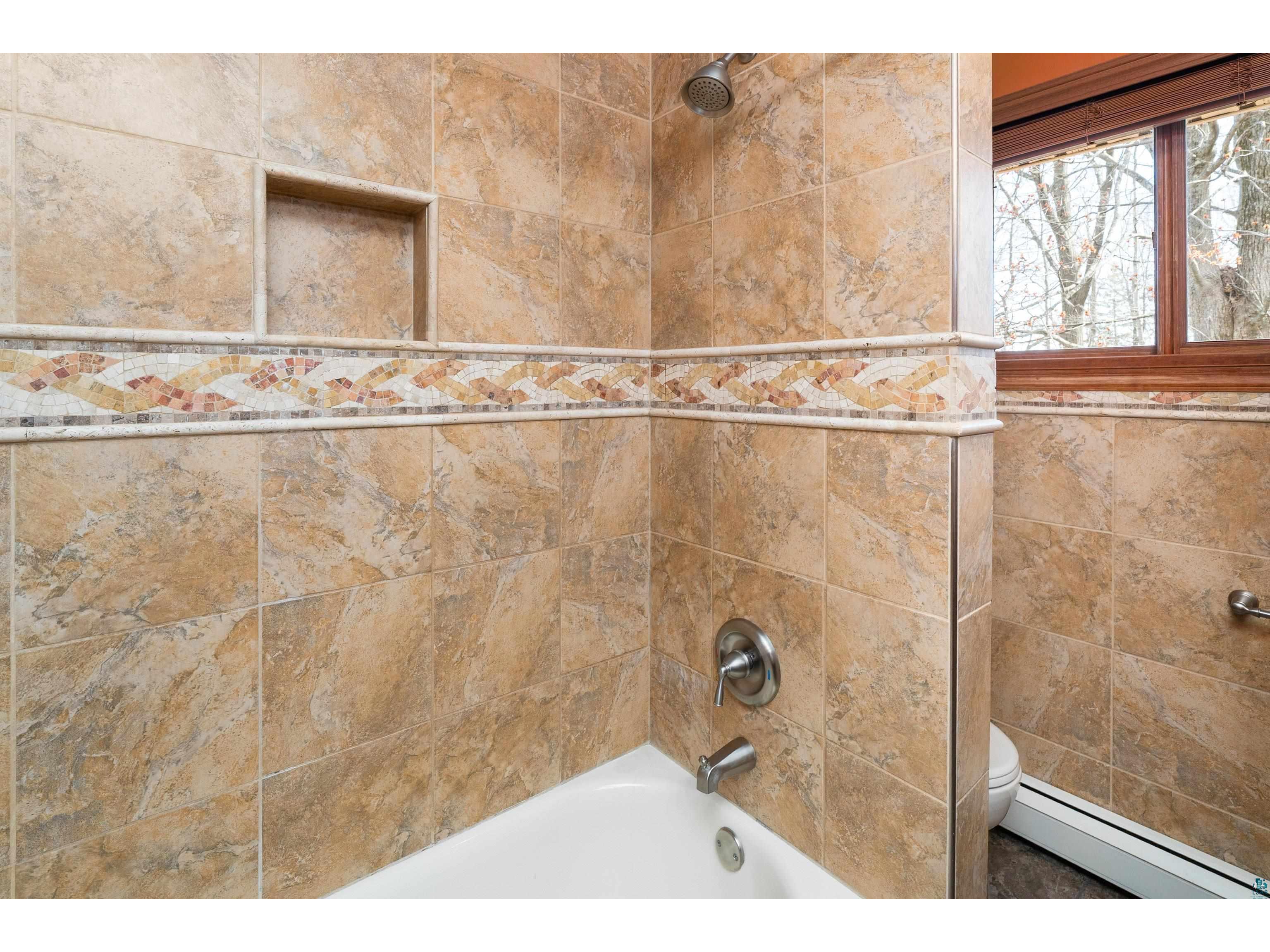 330 E Faribault St Duluth MN 55803 6124959 image26