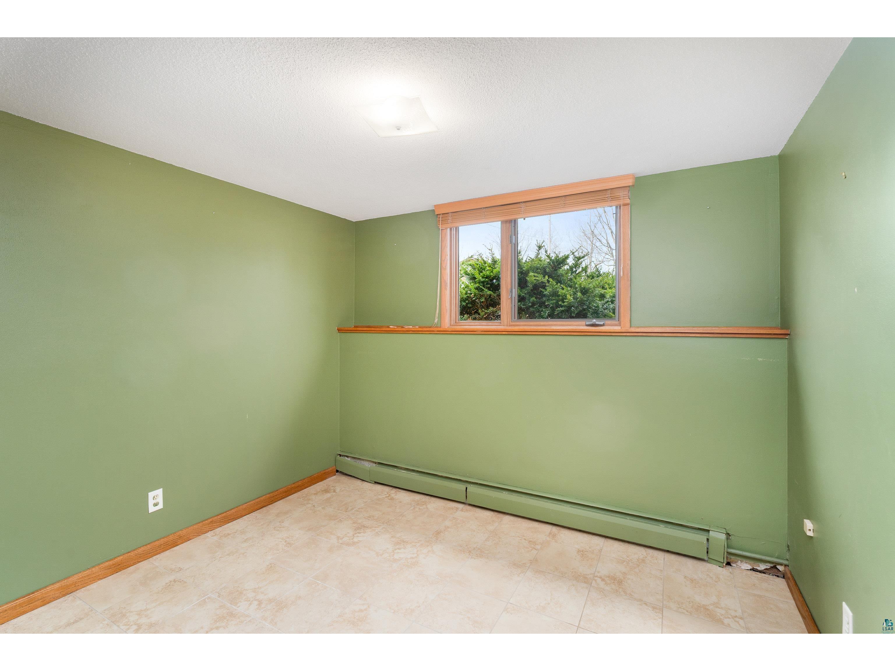 330 E Faribault St Duluth MN 55803 6124959 image35