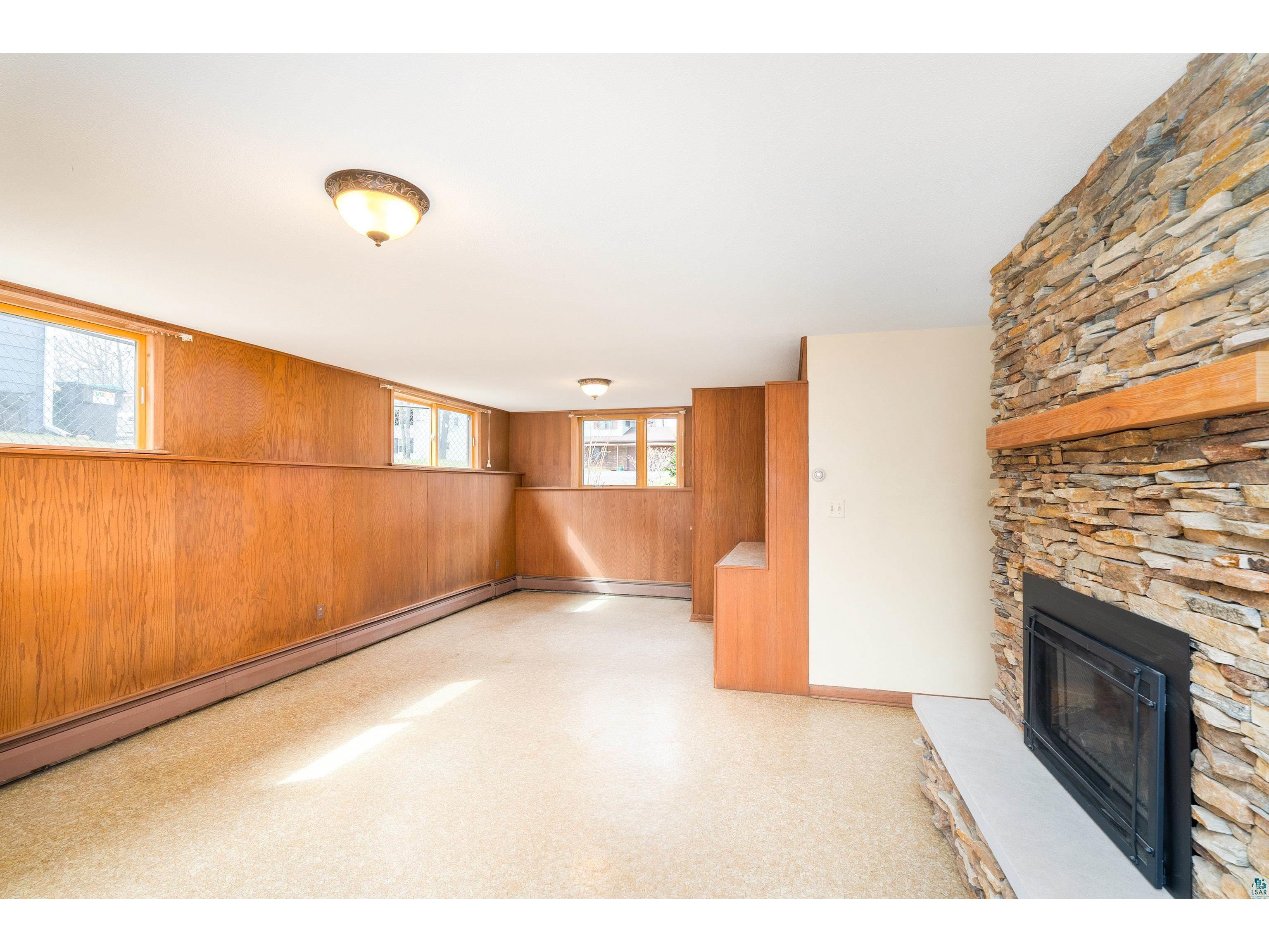 330 E Faribault St Duluth MN 55803 6124959 image54
