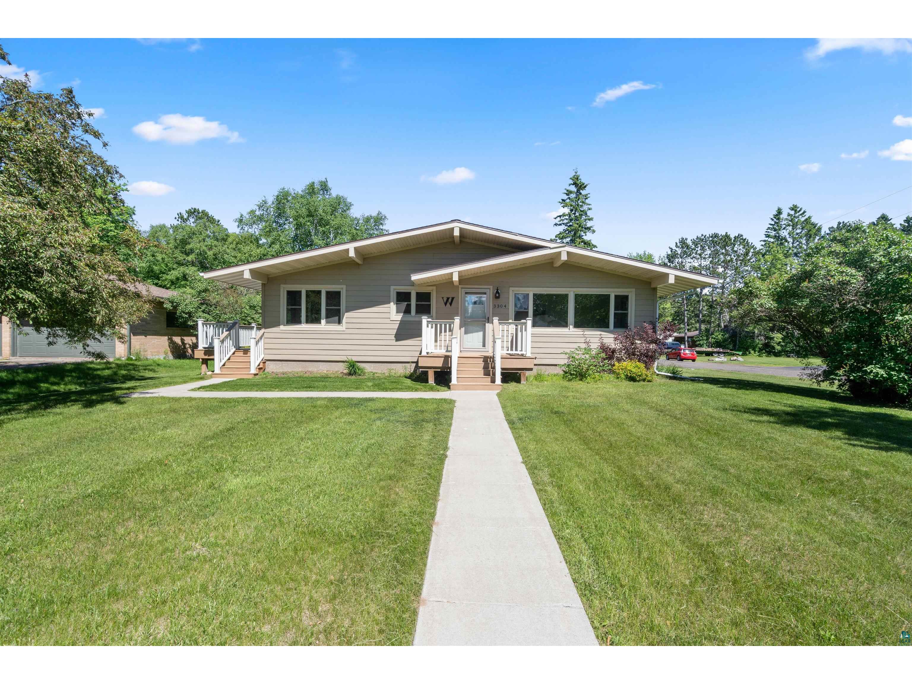 3304 Hutchinson Rd Duluth MN 55811 6126283 image1