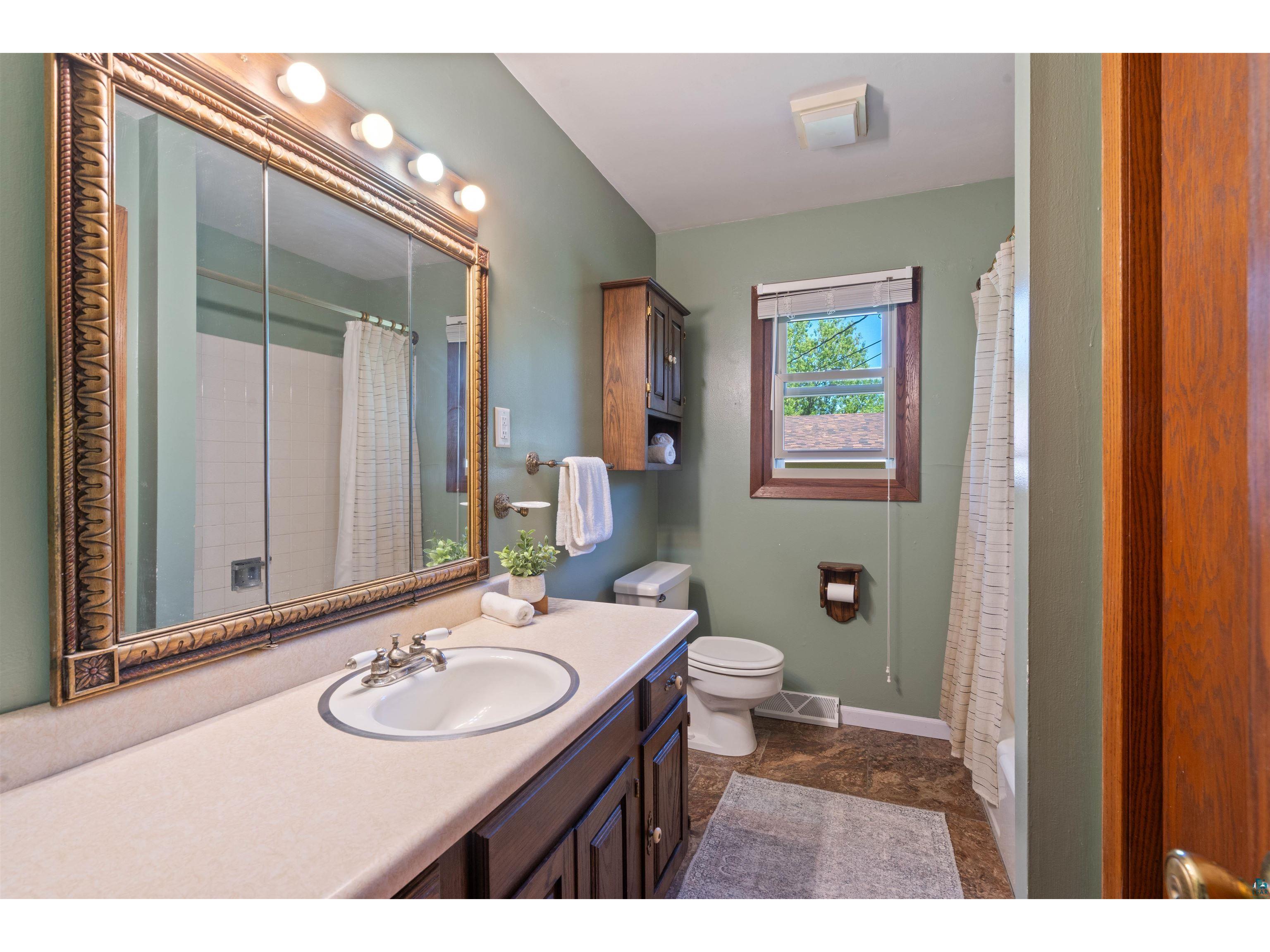 3304 Hutchinson Rd Duluth MN 55811 6126283 image18