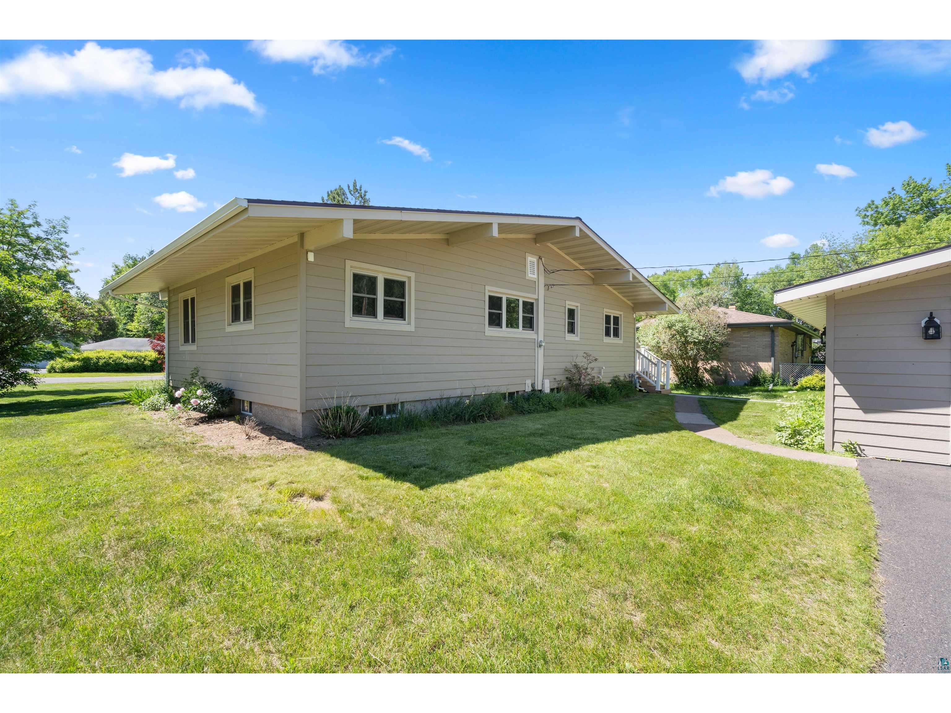 3304 Hutchinson Rd Duluth MN 55811 6126283 image31