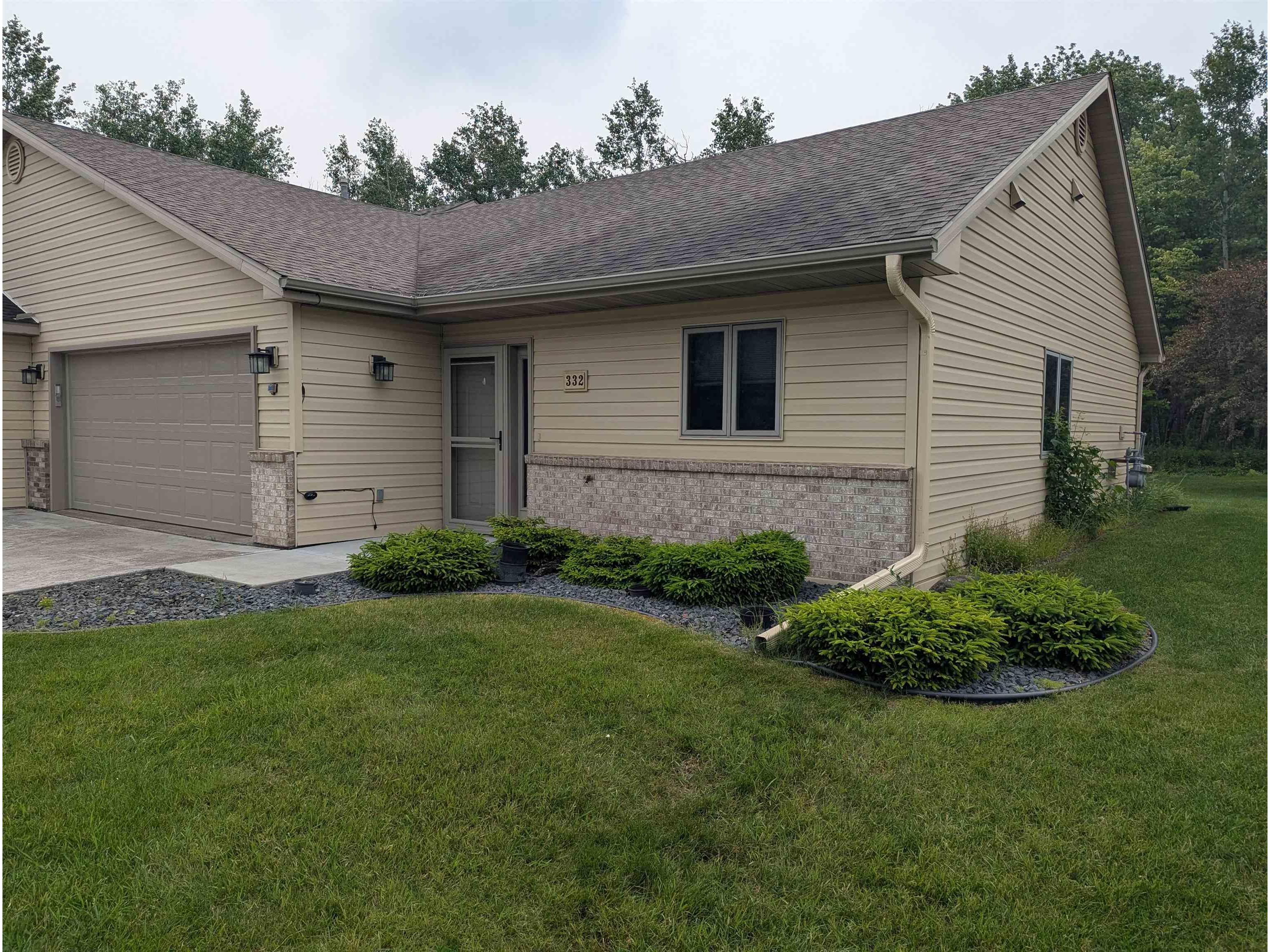 332 Hickory St Duluth MN 55811 6120659 image1