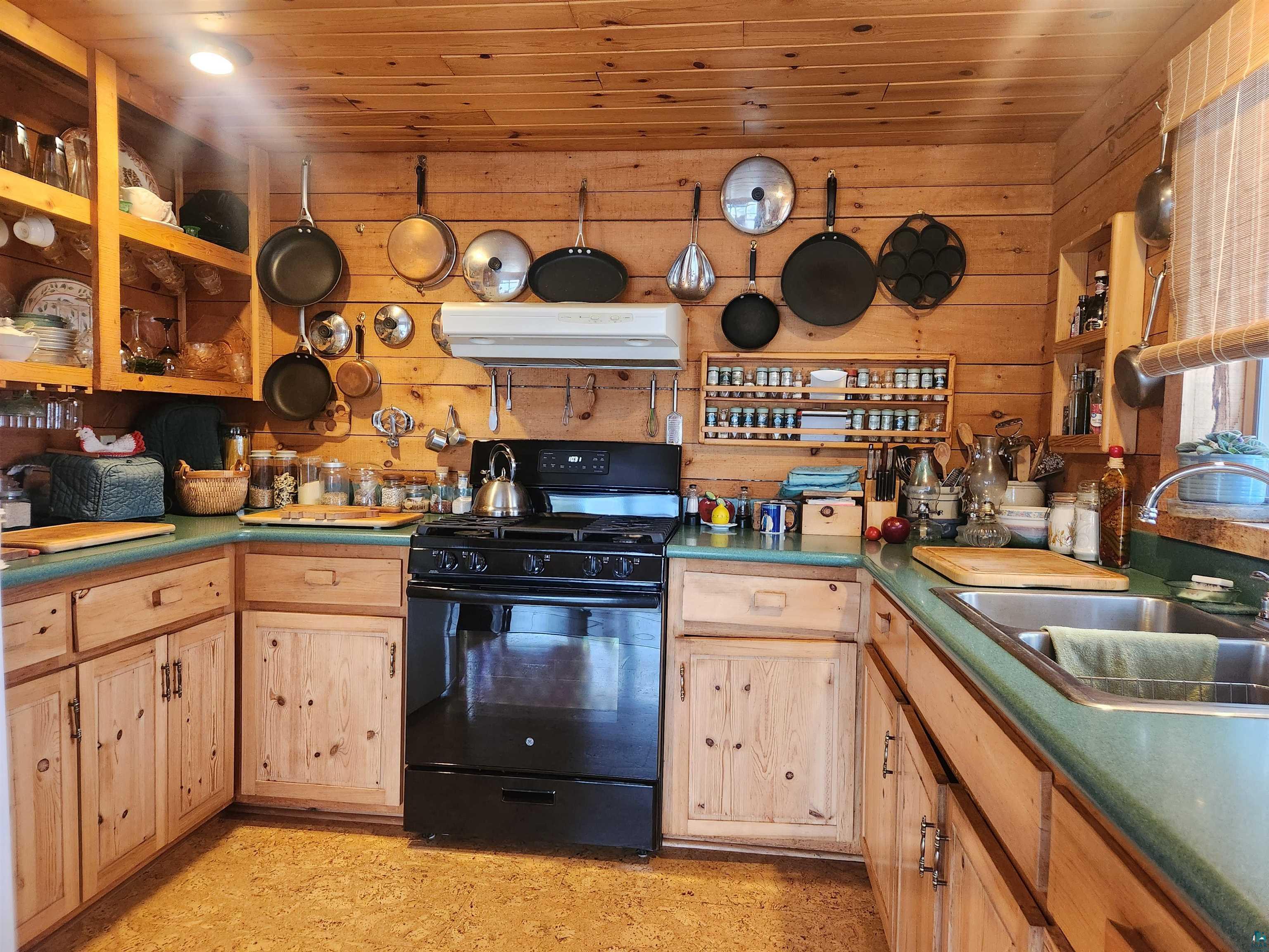 332 N 1st St Bayfield WI 54814 6124396 image10