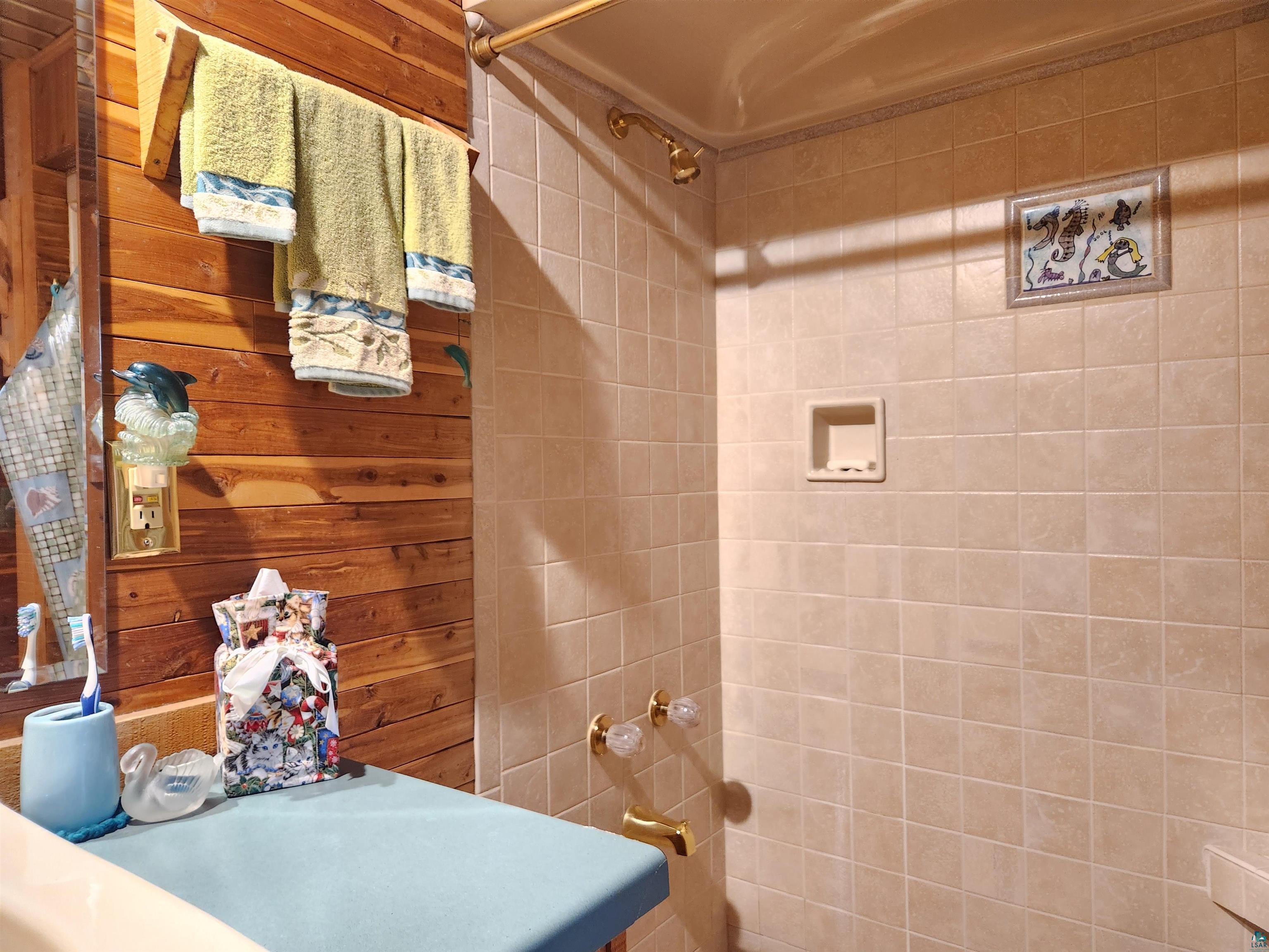 332 N 1st St Bayfield WI 54814 6124396 image18