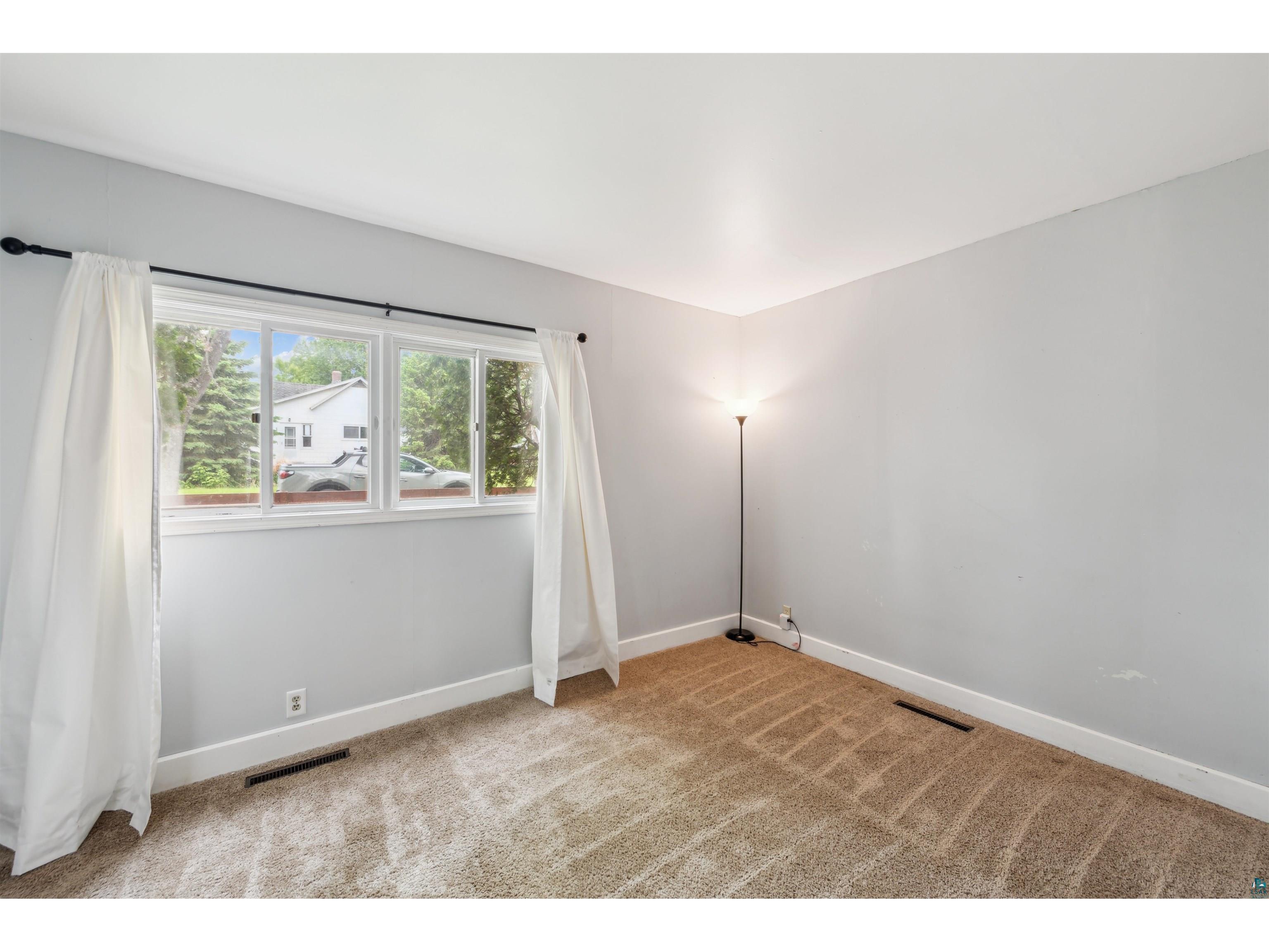 332 W Pine Street Washburn WI 54891 6124749 image16