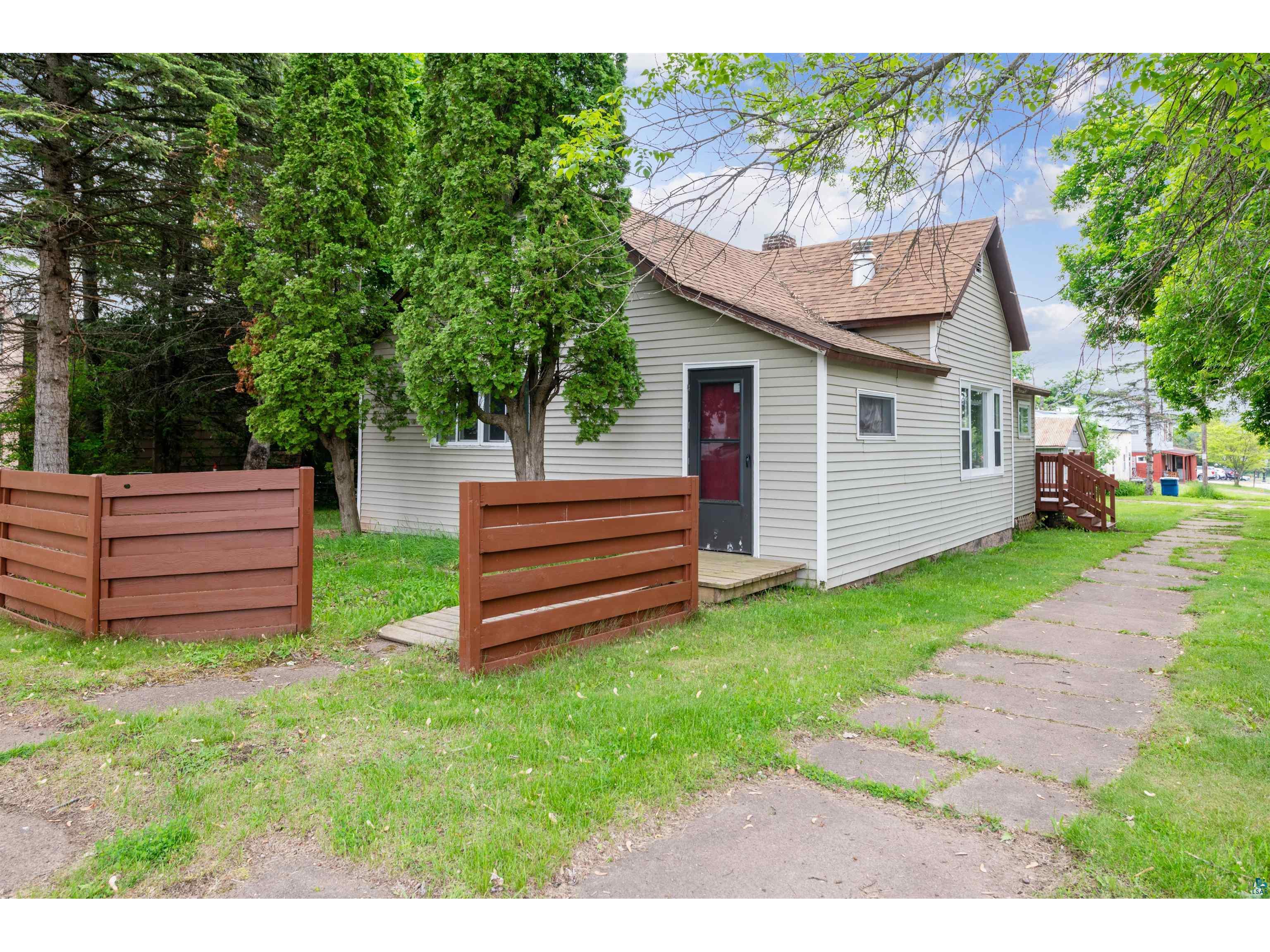 332 W Pine Street Washburn WI 54891 6124749 image2