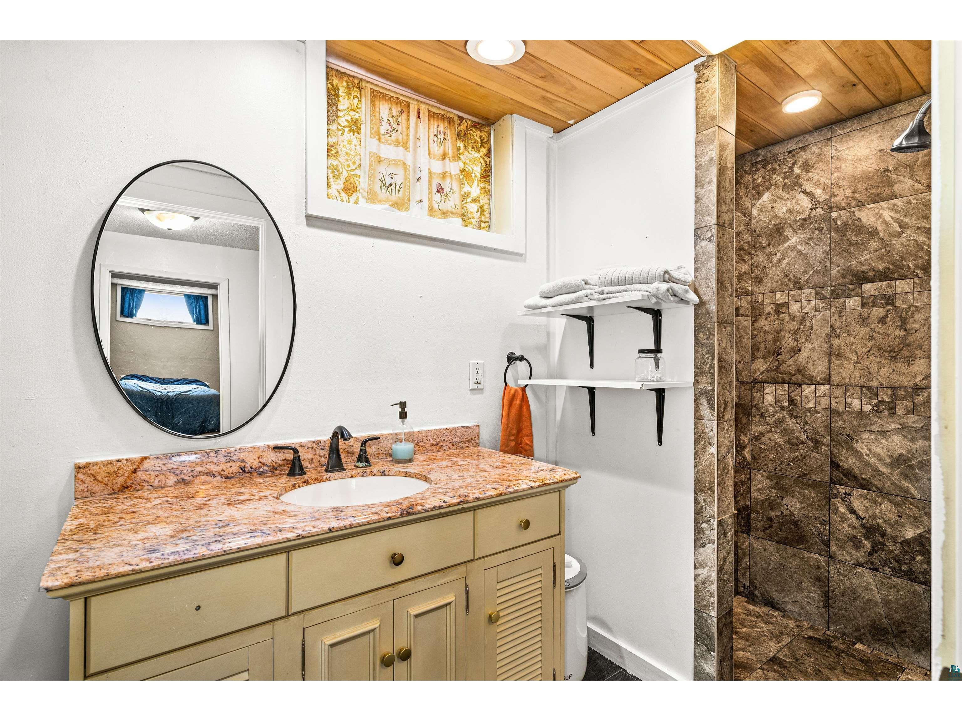 3325 Strand Rd Duluth MN 55804 6125336 image21