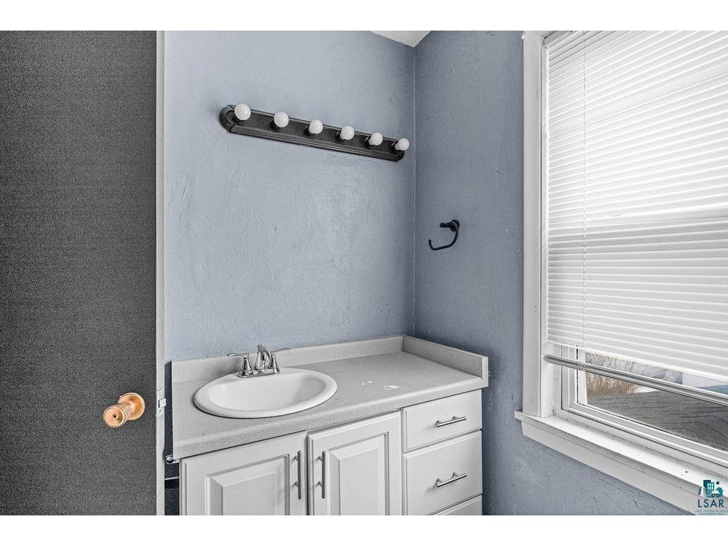 333 N 59th Ave W Duluth MN 55807 6124463 image20