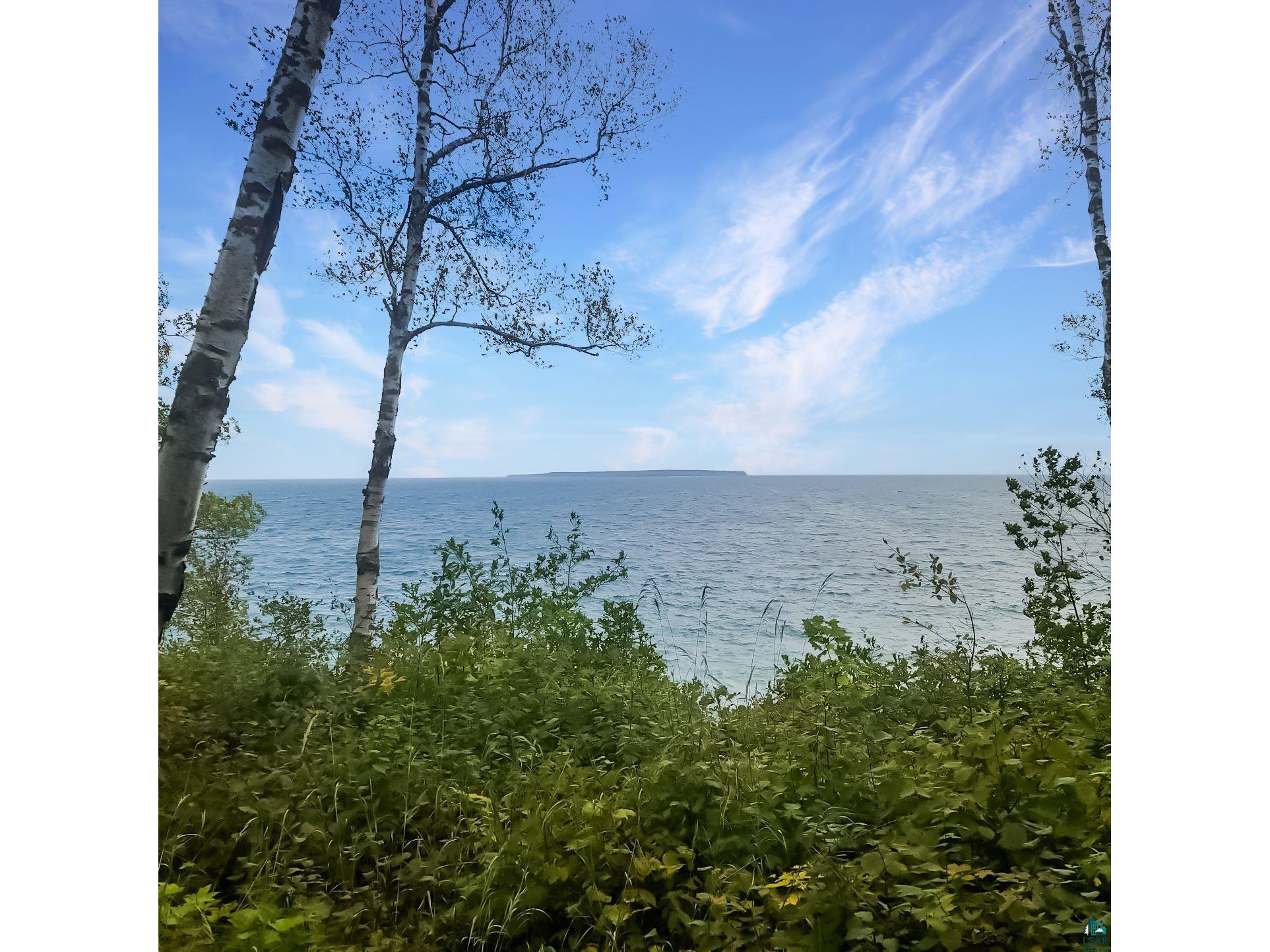 3340 North Shore Rd LaPointe WI 54850 - Lake Superior 6111009 image1