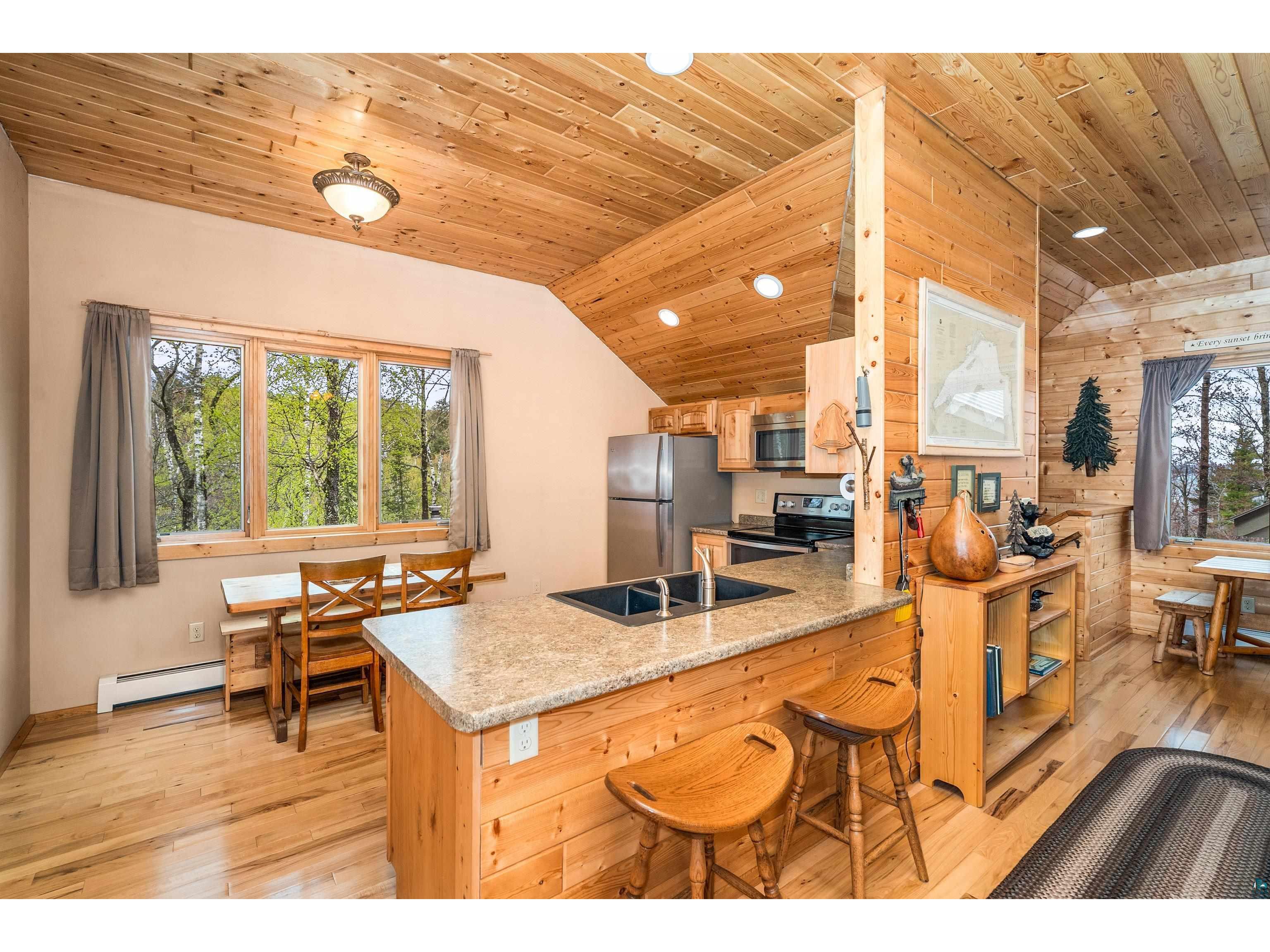 3346 Stockton Rd Lapointe WI 54850 - Lake Superior 6125746 image28