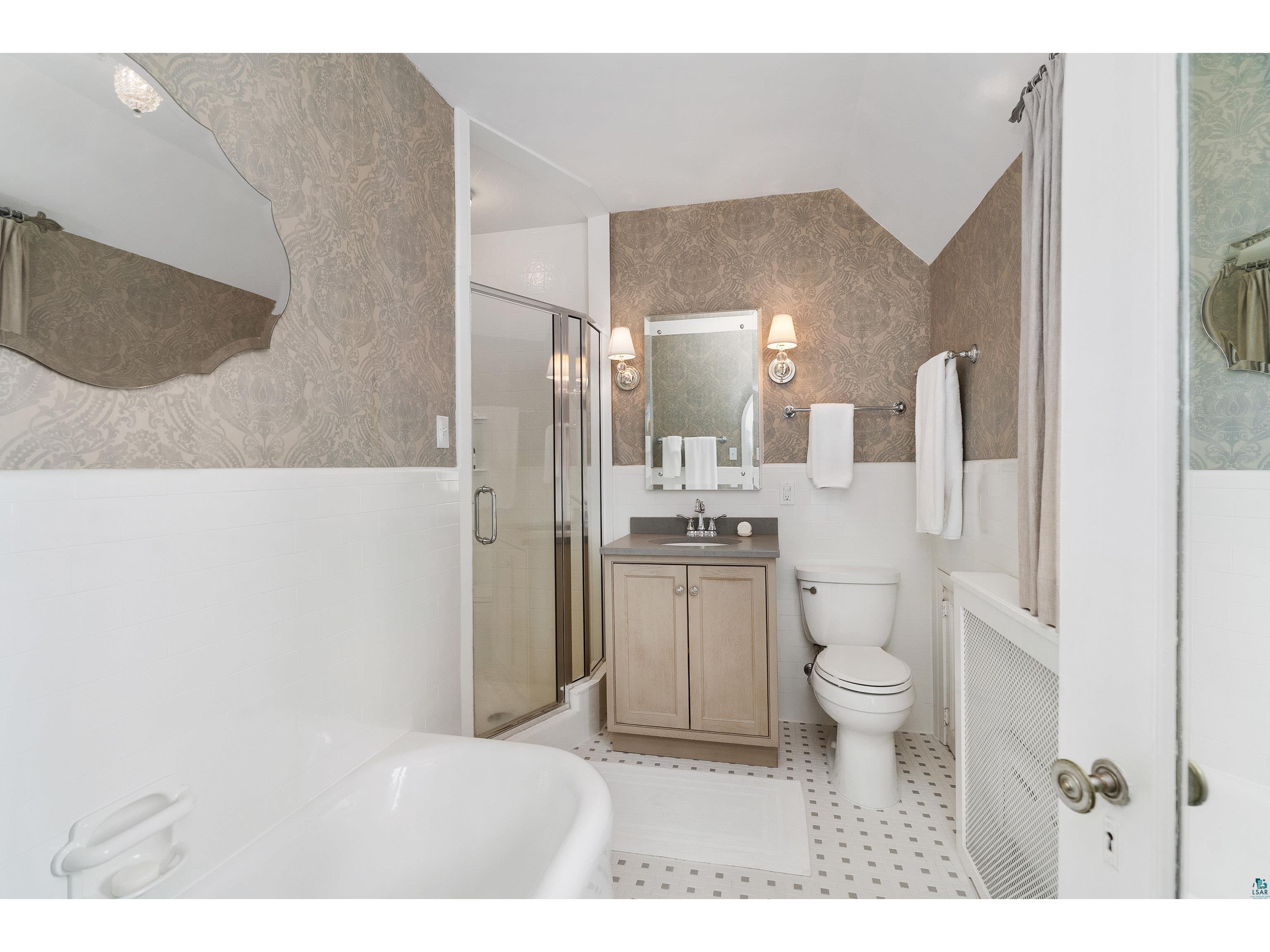 3431 E 1st St Duluth MN 55804 6126133 image33