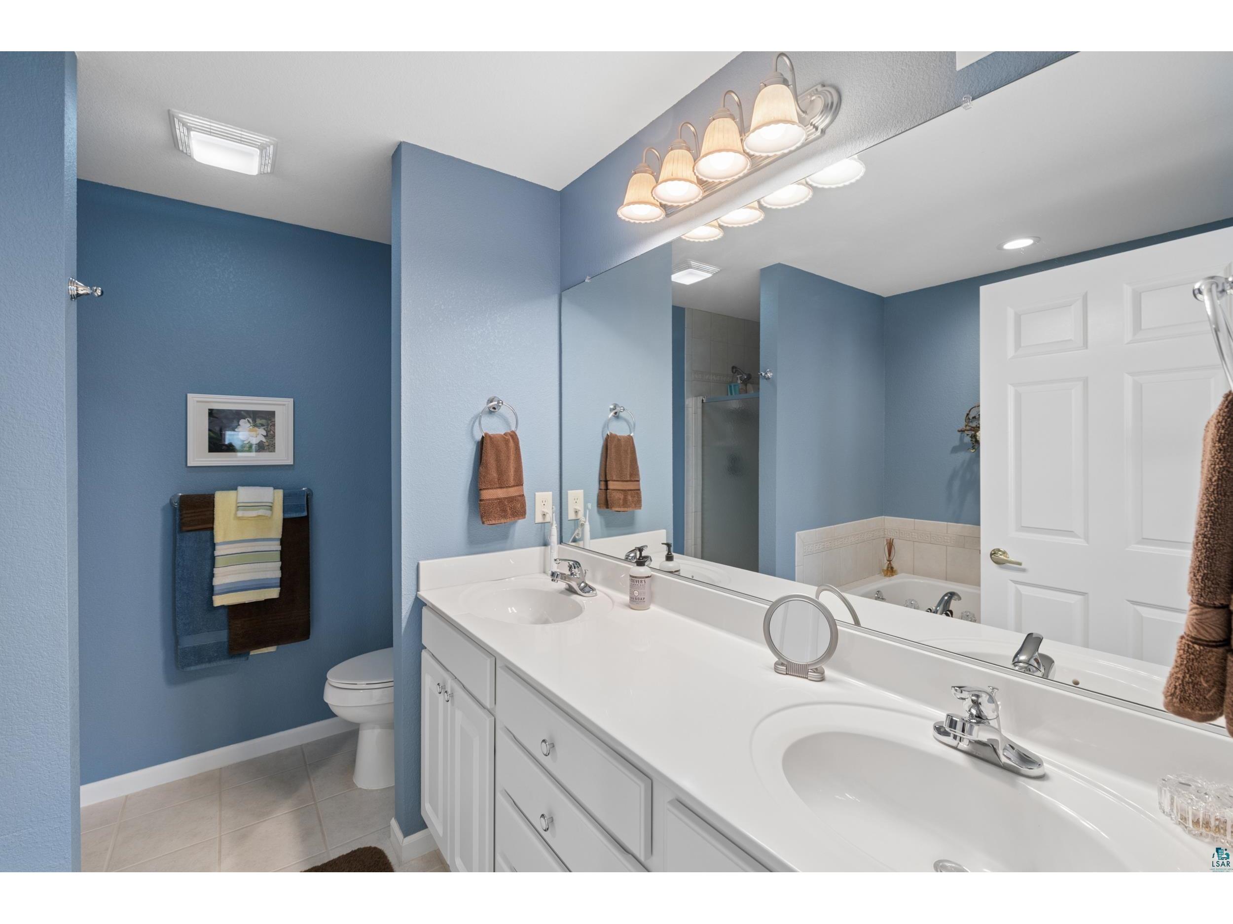 34590 Bay View Rd Bayfield WI 54814 - Lake Superior 6125360 image14
