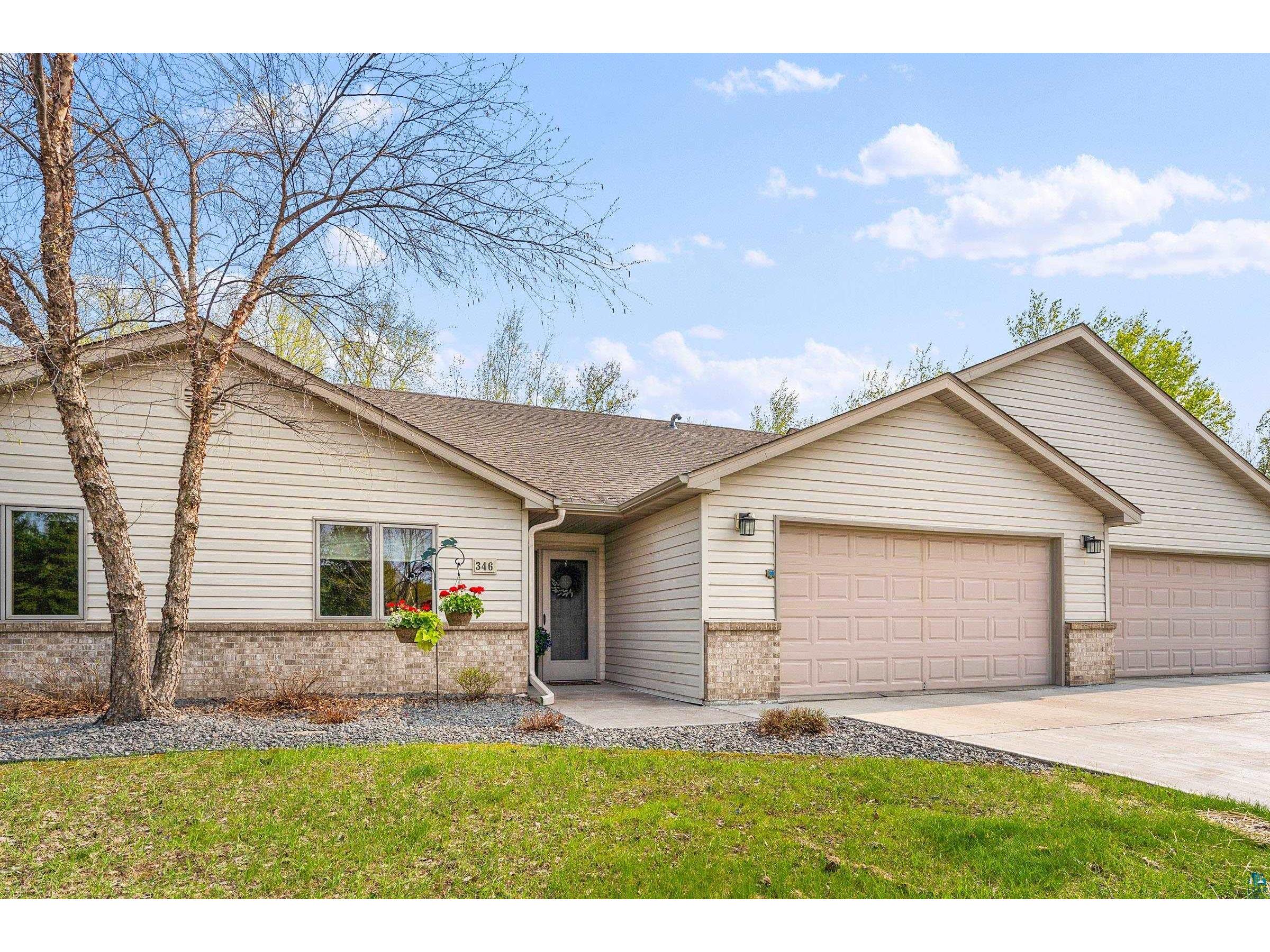 346 Hickory St Duluth MN 55811 6108202 image1