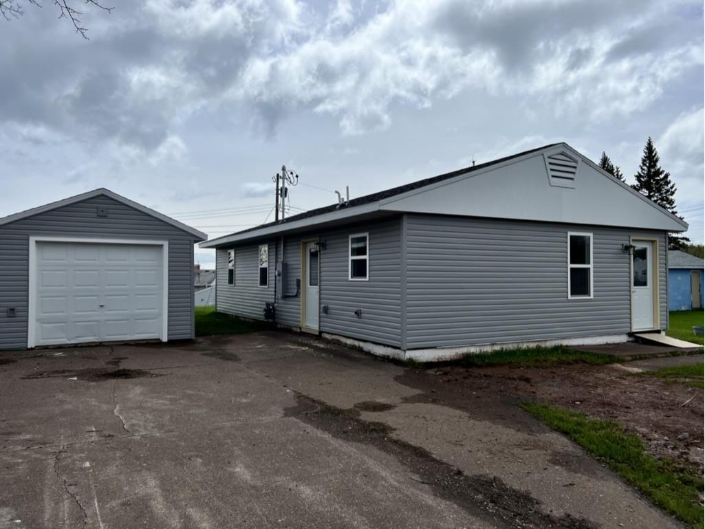 35 Field Rd Silver Bay MN 55614 6122635 image1
