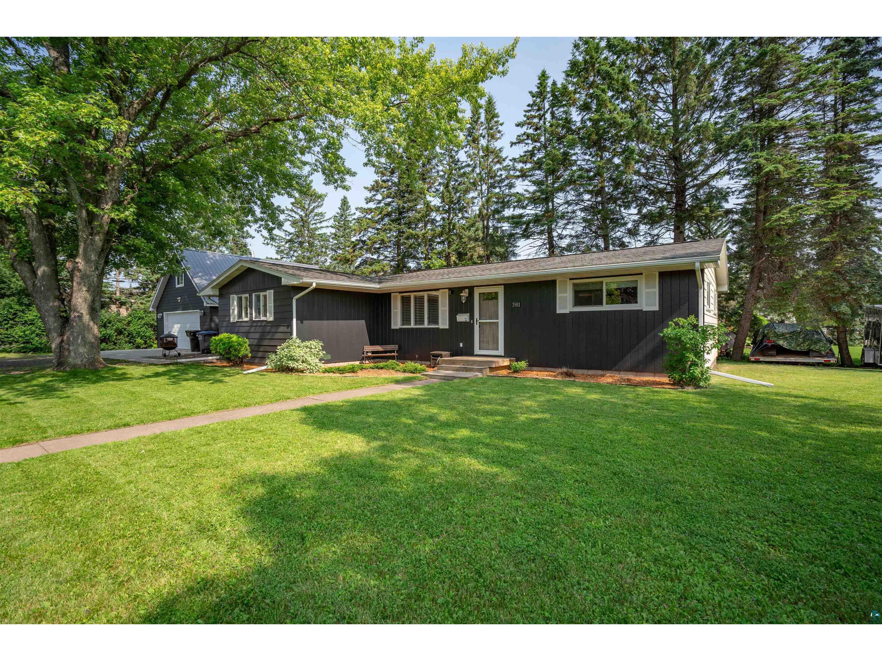 3501 N 22nd St Superior WI 54880 6114867 image1