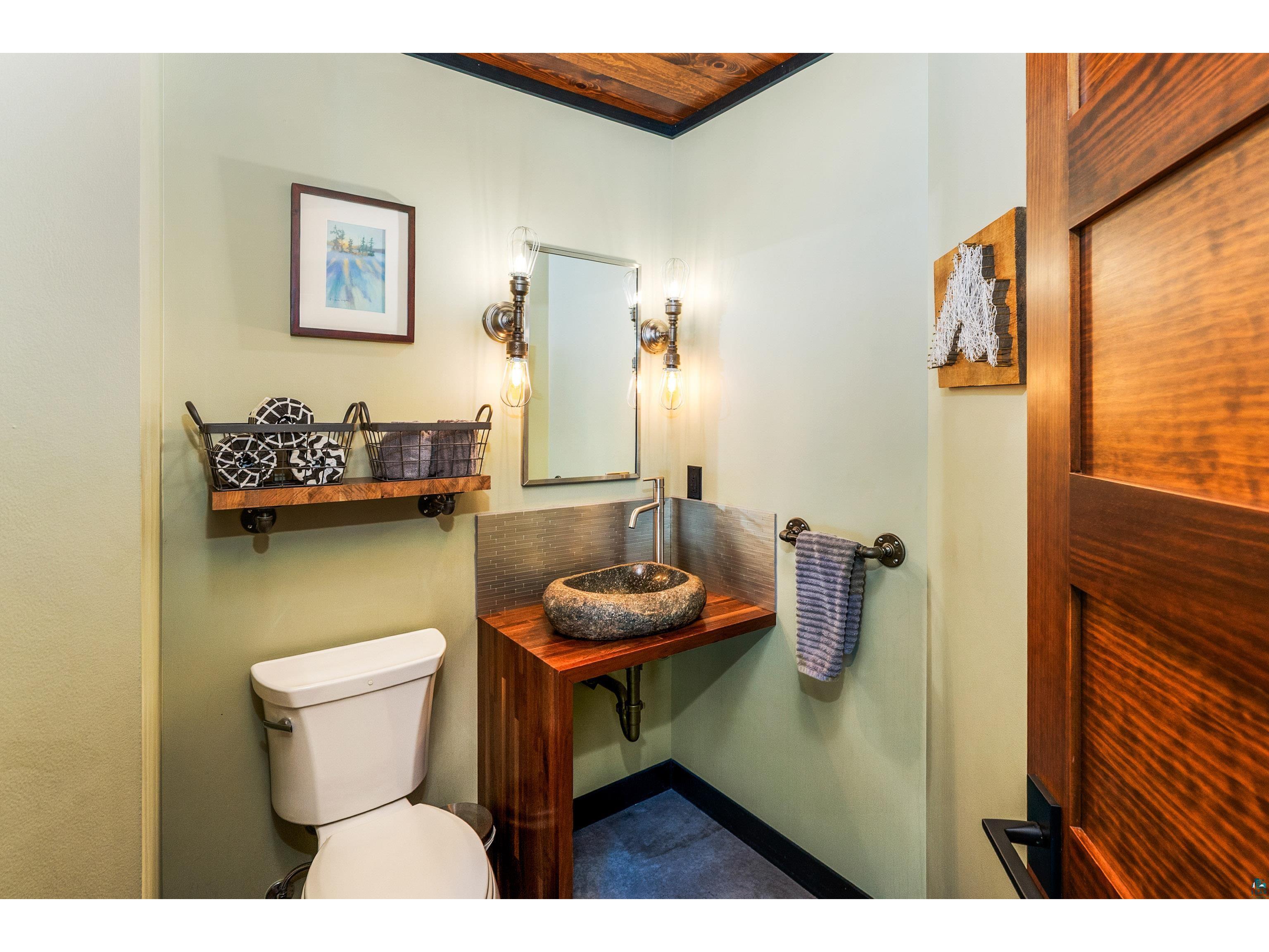 3515 Greysolon Rd Duluth MN 55804 6123937 image17