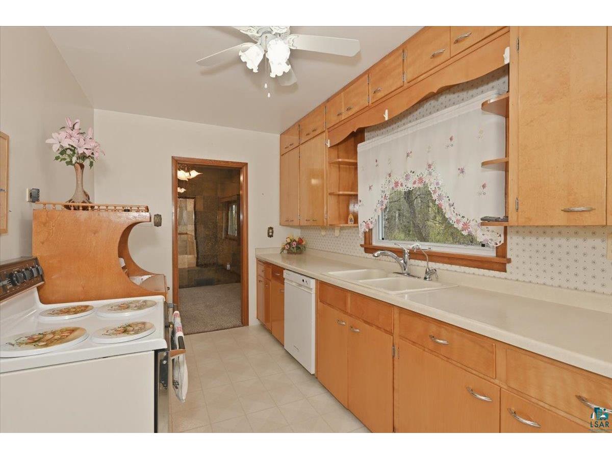 3584 E Gustafson Rd Superior WI 54880 6125468 image10