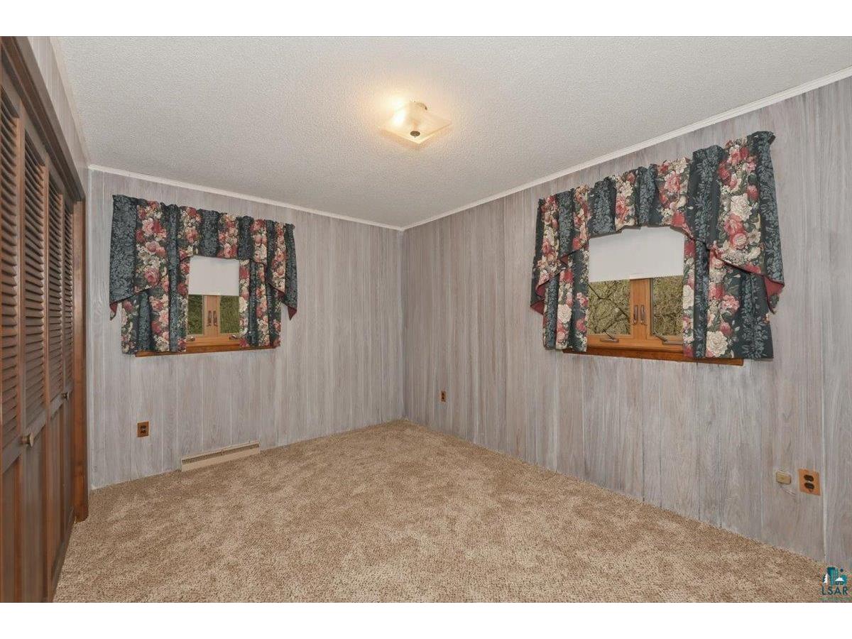3584 E Gustafson Rd Superior WI 54880 6125468 image11