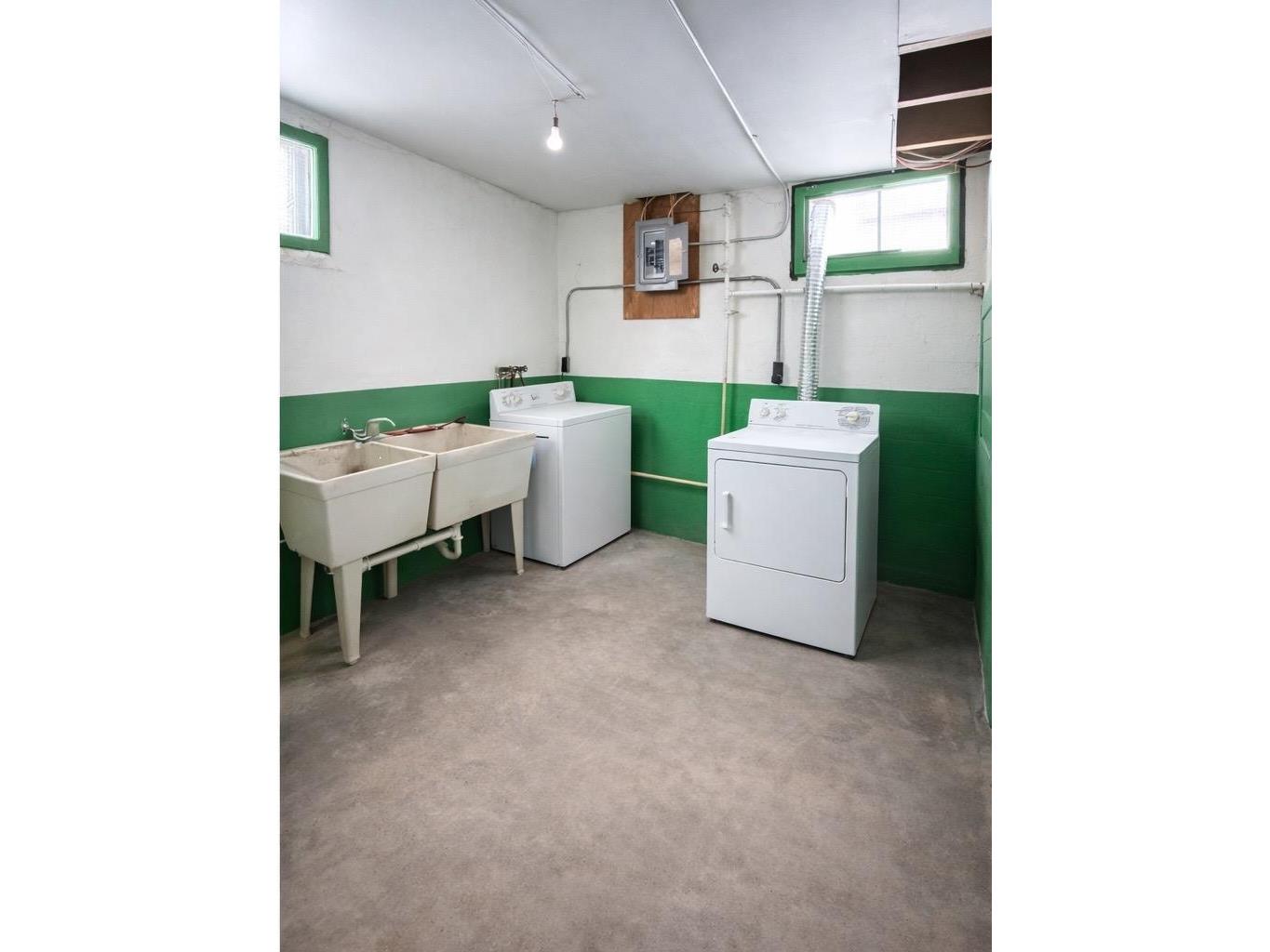 36 E Hwy 61 E Esko MN 55733 6123379 image17