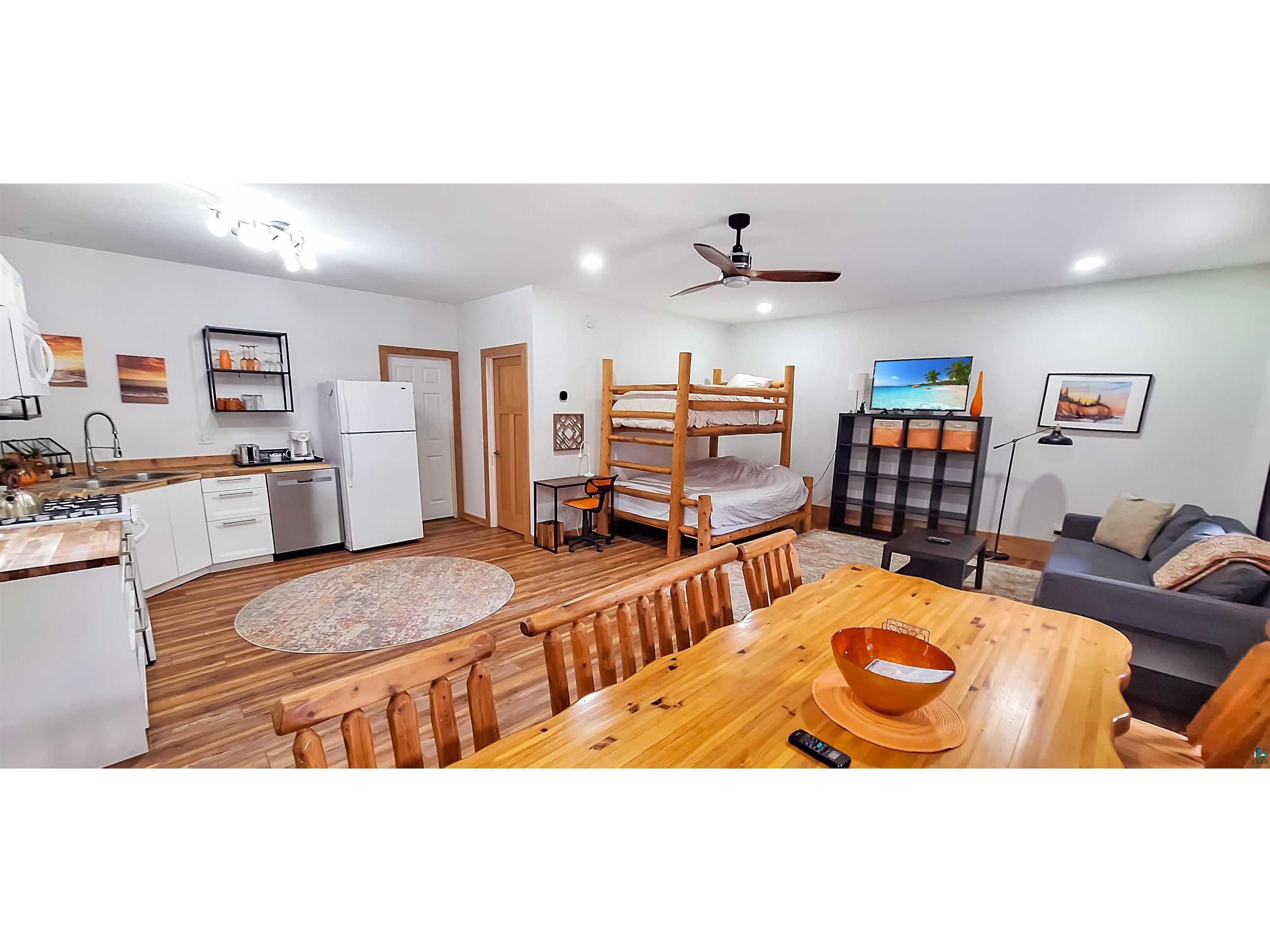 365 Mondamin Tr La Pointe WI 54850 6124182 image18