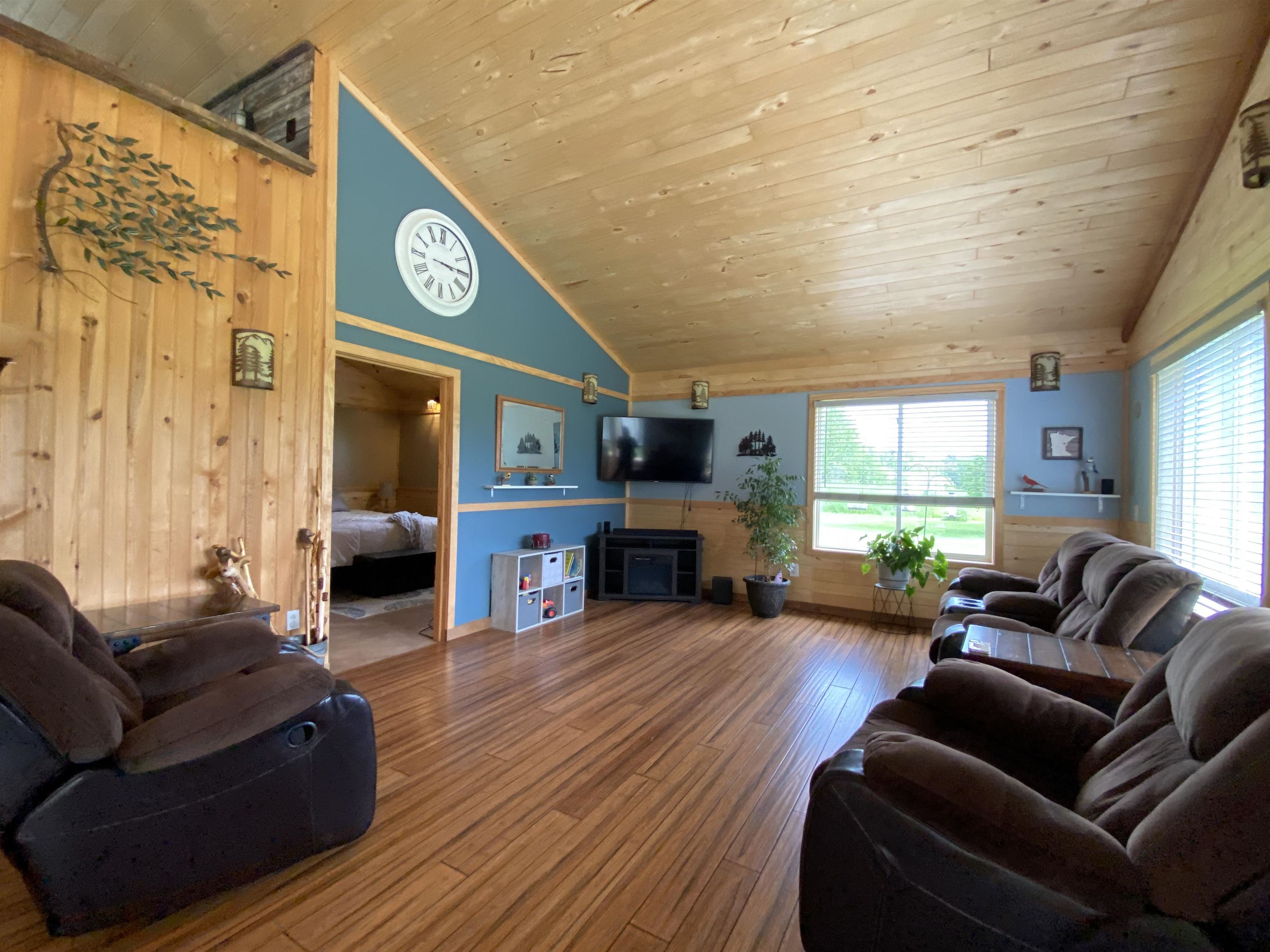 3653 Front St Barnum MN 55707 6120195 image4