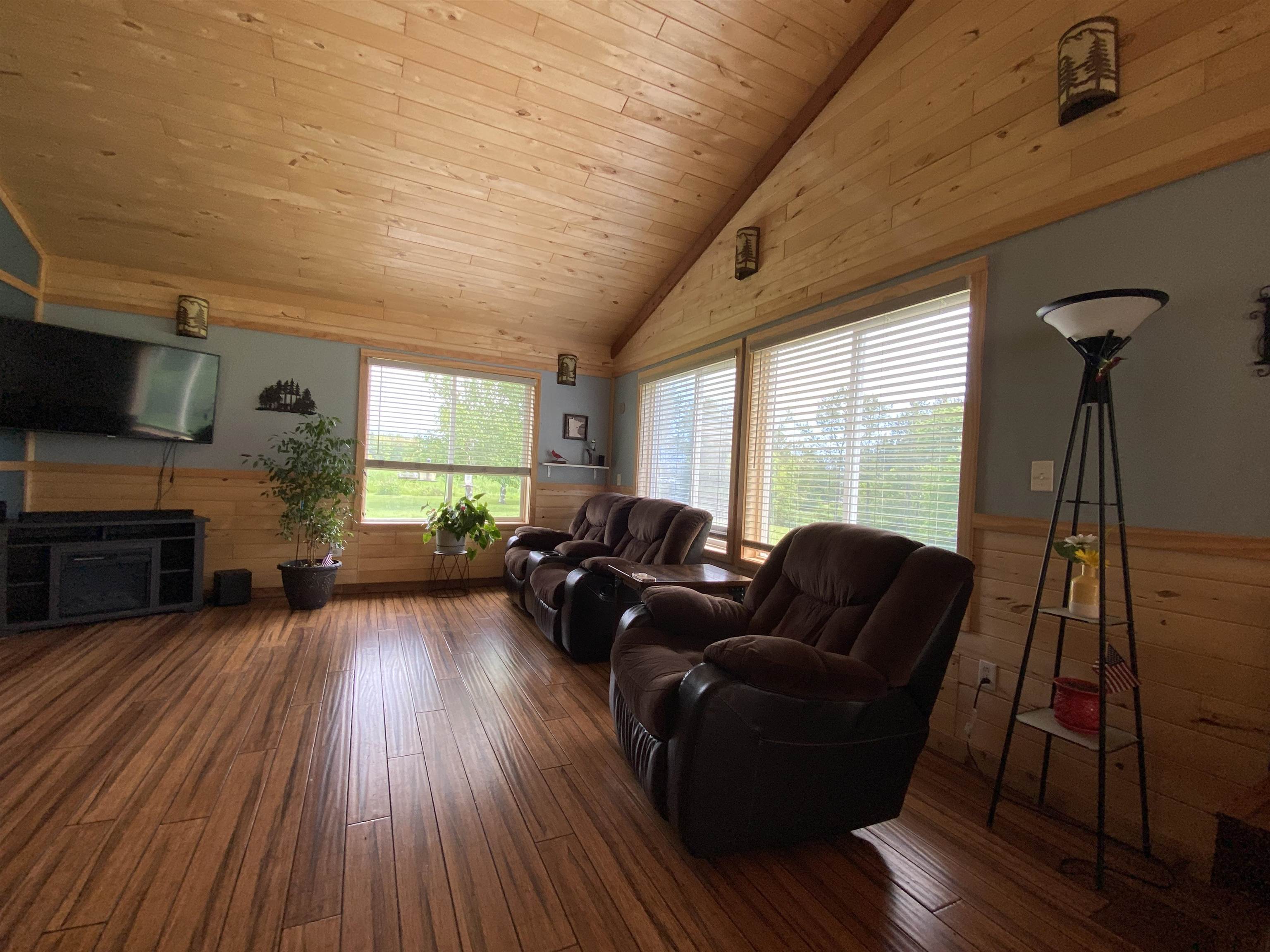 3653 Front St Barnum MN 55707 6120195 image9