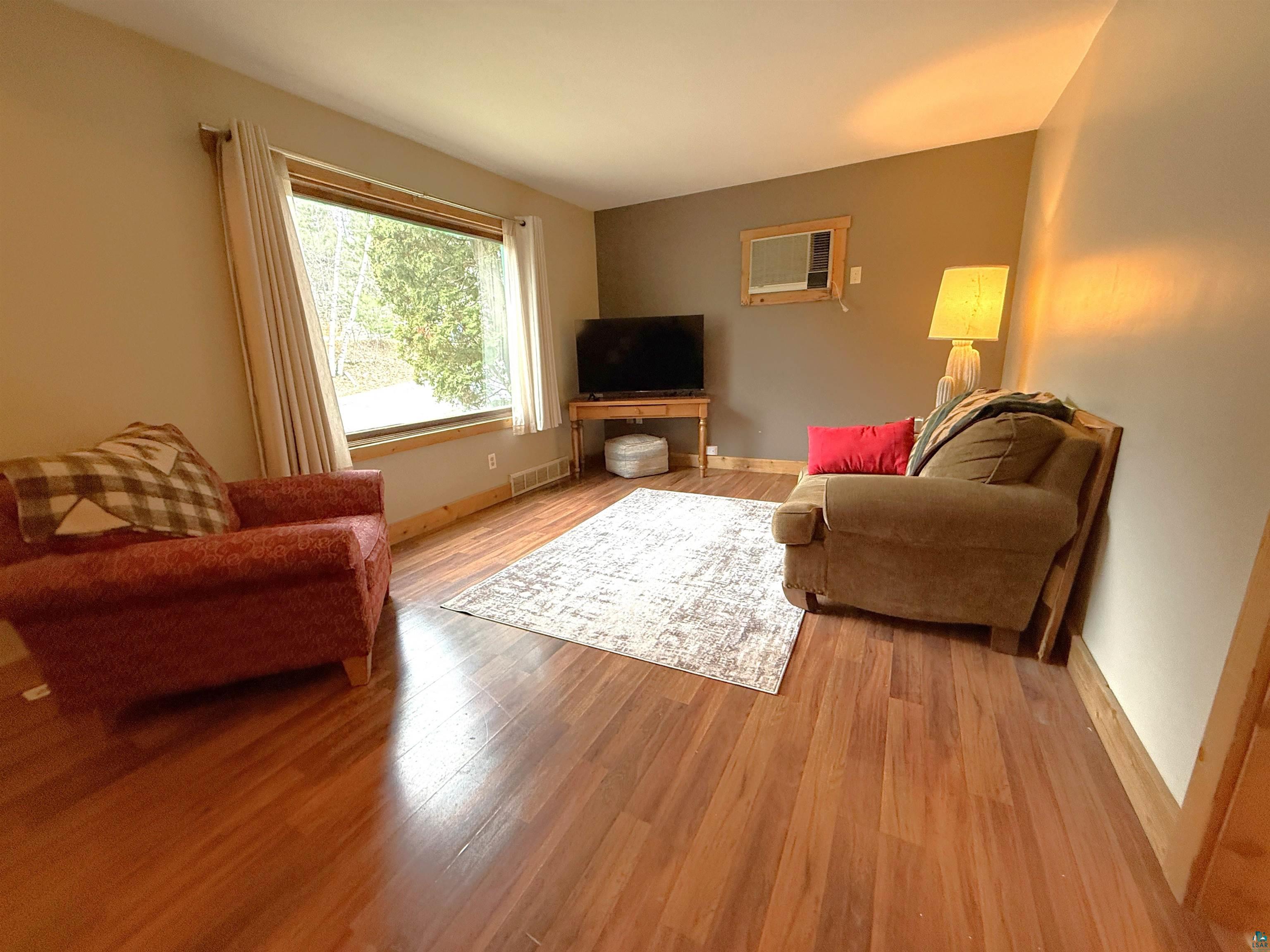 37 E Boundary St Ely MN 55731 6125846 image4