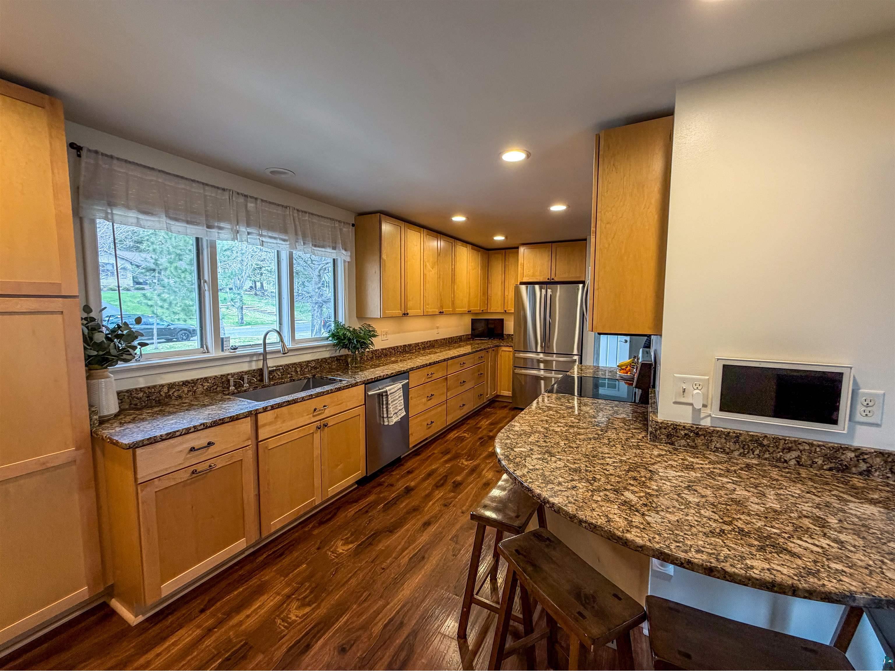 3704 Greysolon Rd Duluth MN 55804 6125342 image10