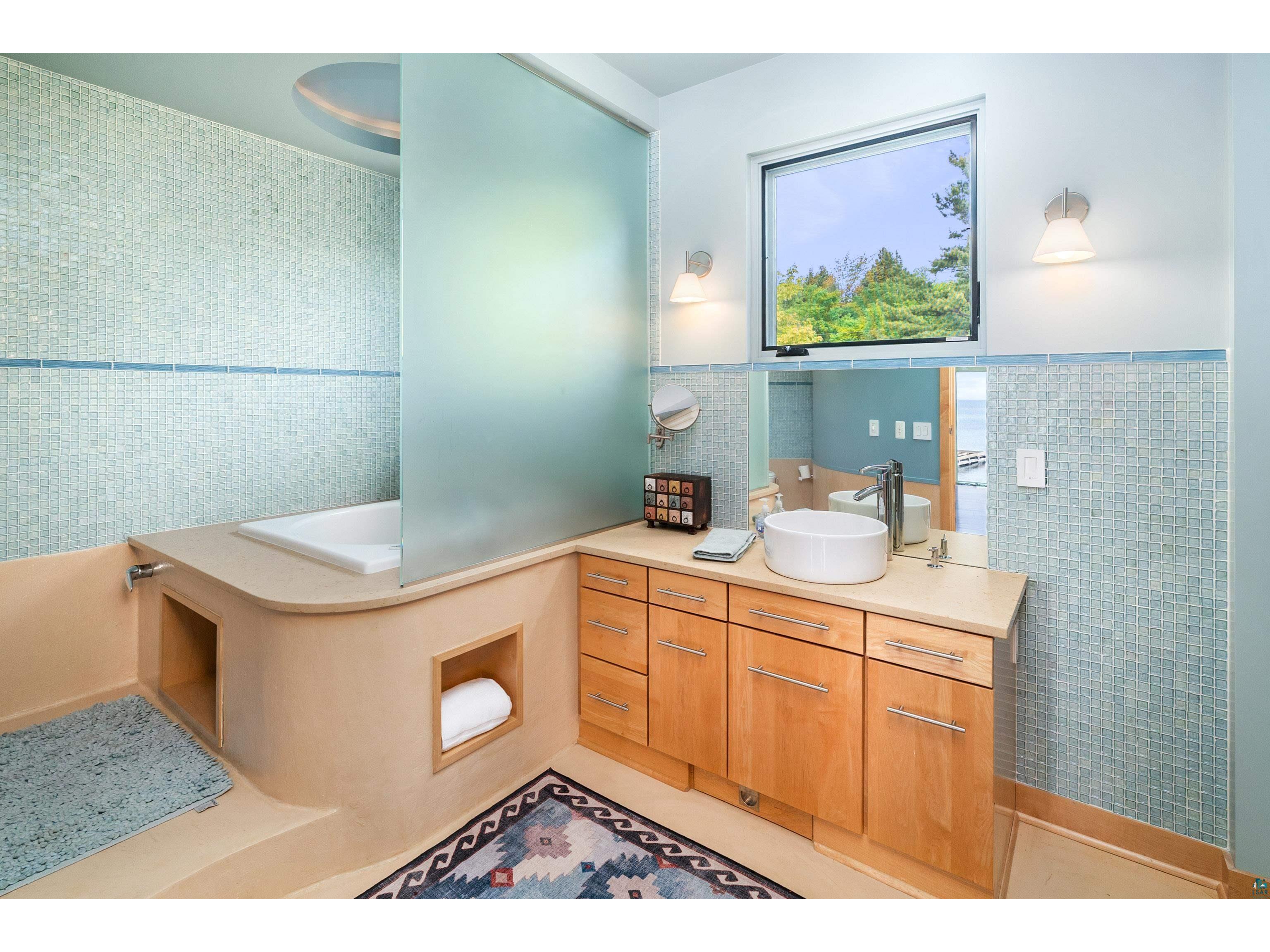 3705 Big Bay Rd Lapointe WI 54850 - Lake Superior 6125499 image39