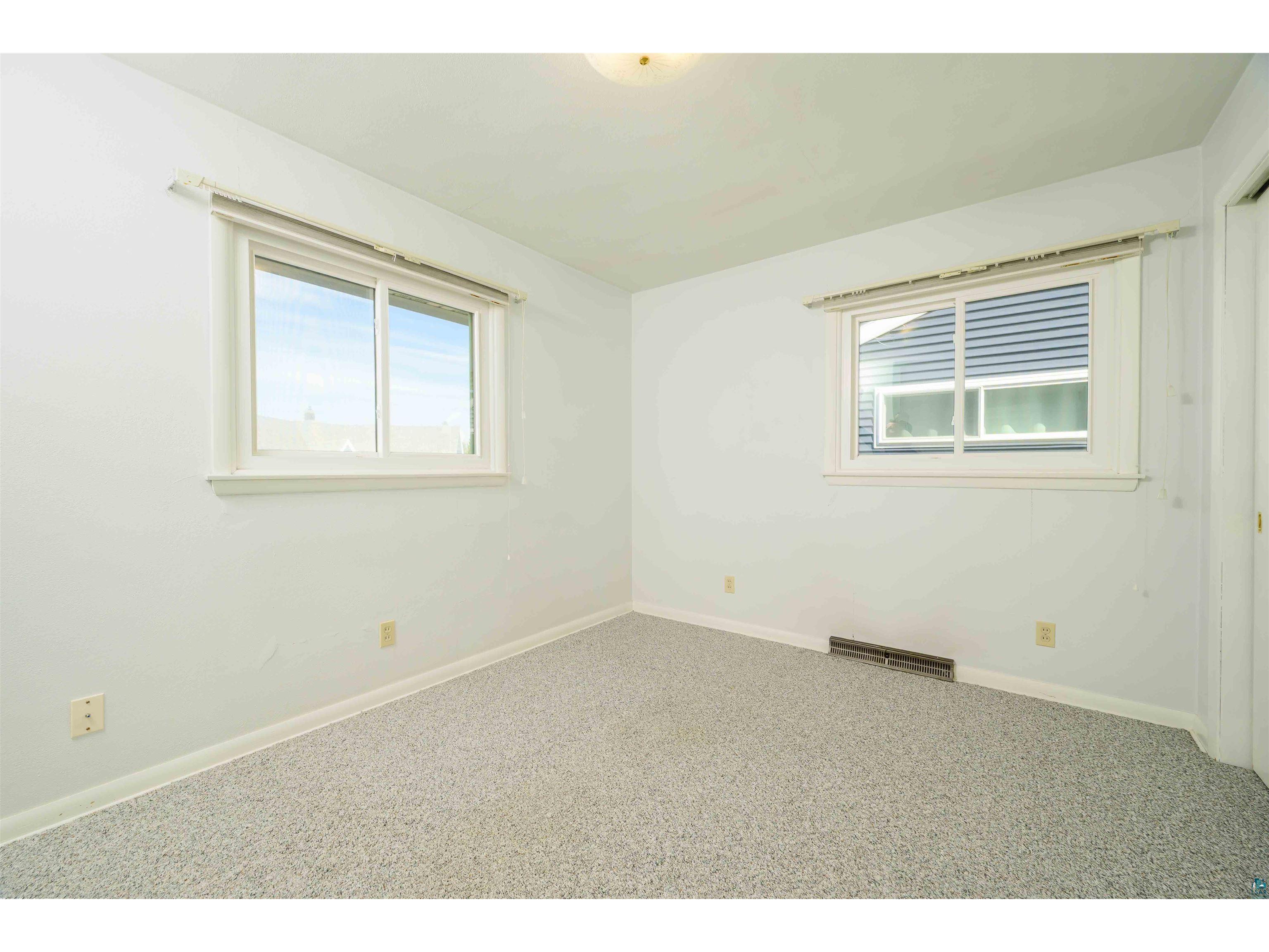 3714 Woodland Ave Duluth MN 55803 6124949 image16