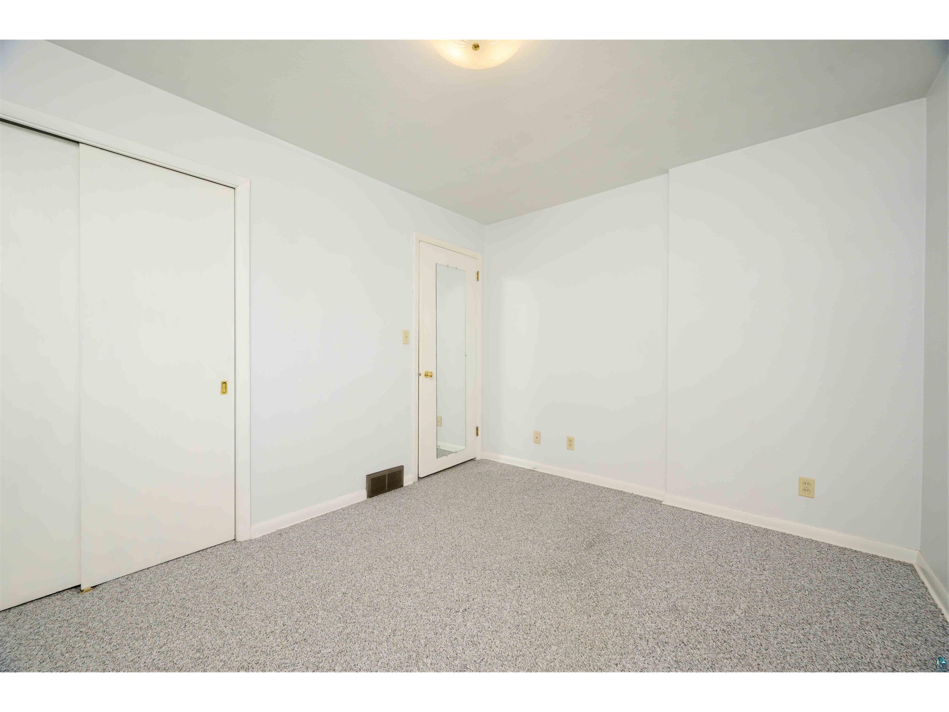 3714 Woodland Ave Duluth MN 55803 6124949 image18