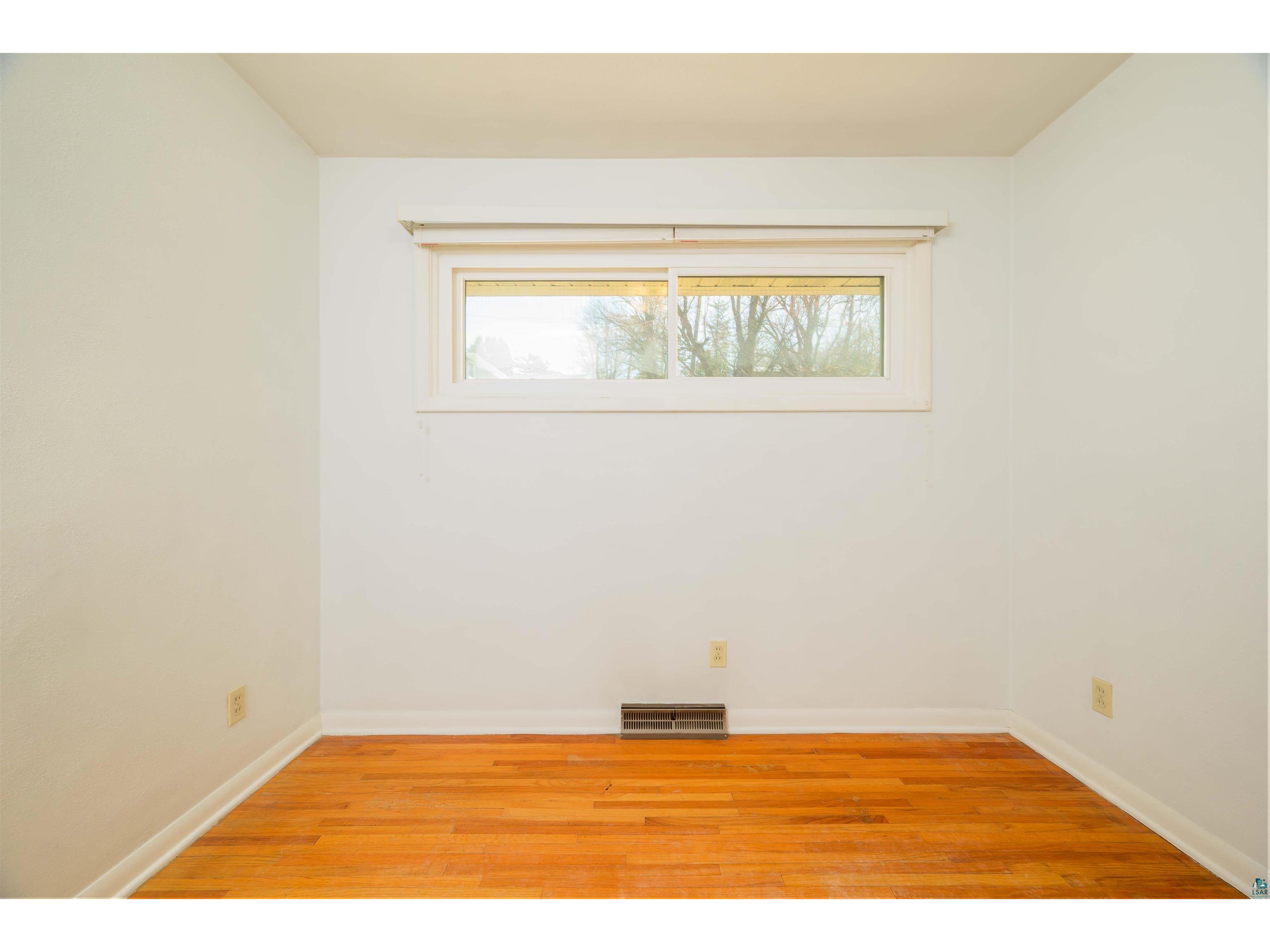 3714 Woodland Ave Duluth MN 55803 6124949 image25
