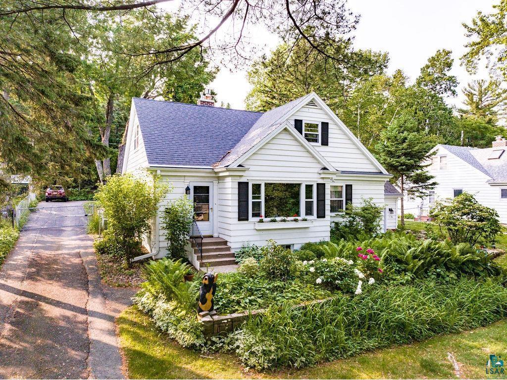 3715 Greysolon Rd Duluth MN 55804 6109321 image1