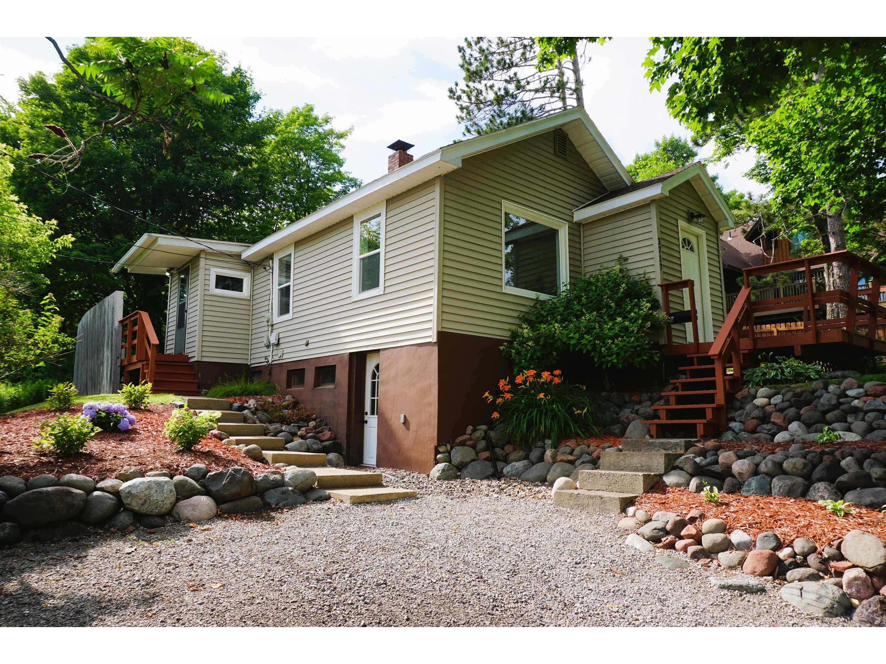 3717 Elysian Ave Duluth MN 55803 6120622 image1